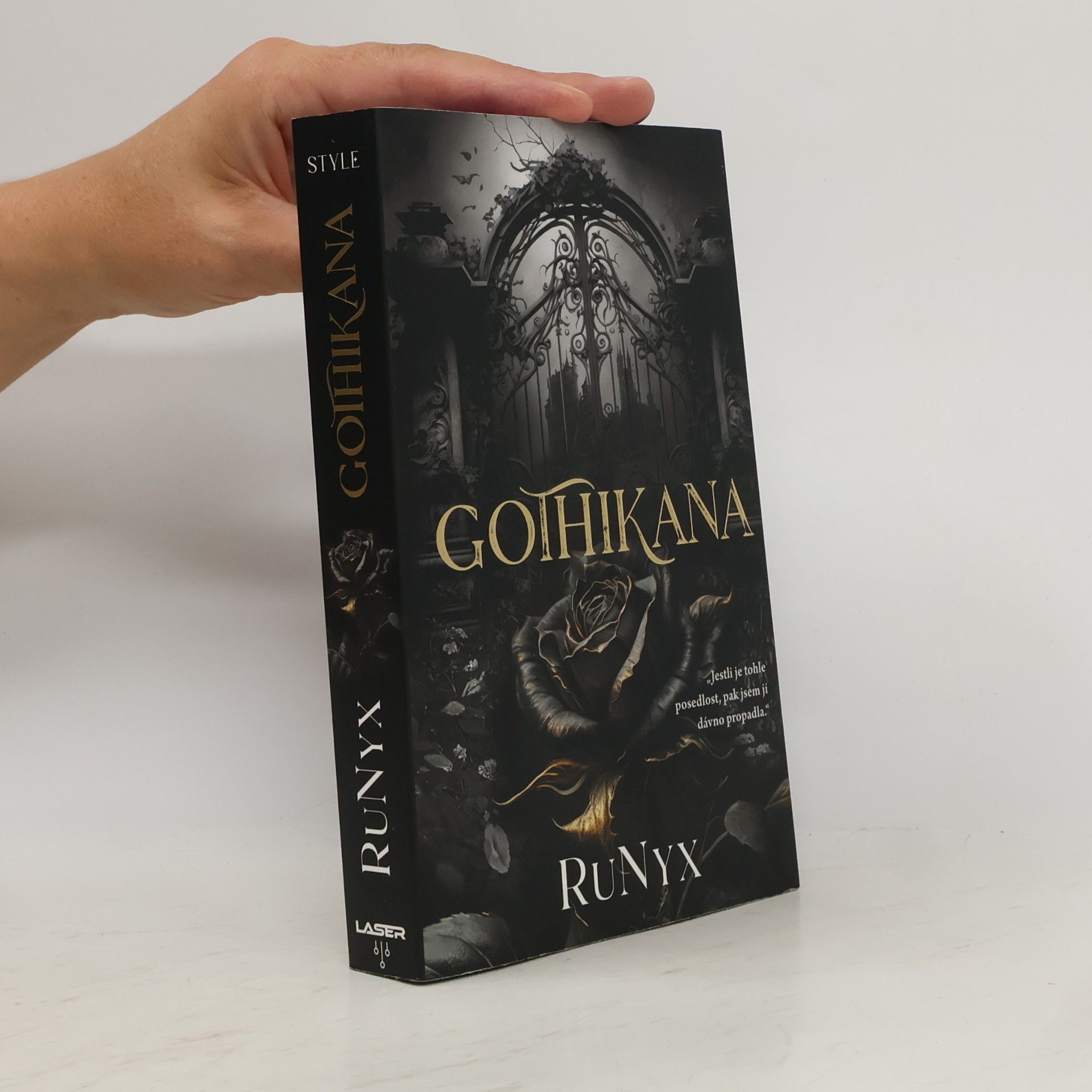 RuNyx Gothikana
