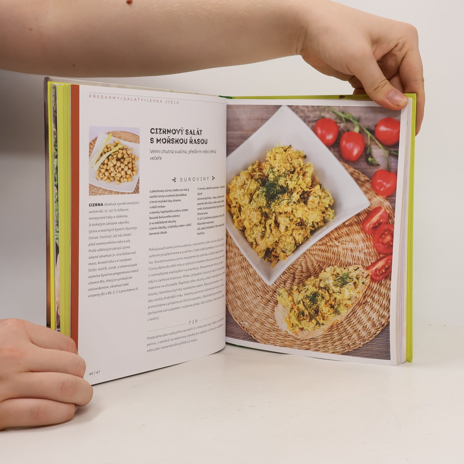 Zuzana Komůrková Výživou ke změně : pohodová vegetariánská a bezlepková kuchařka s tipy pro vegany i milovníky masa