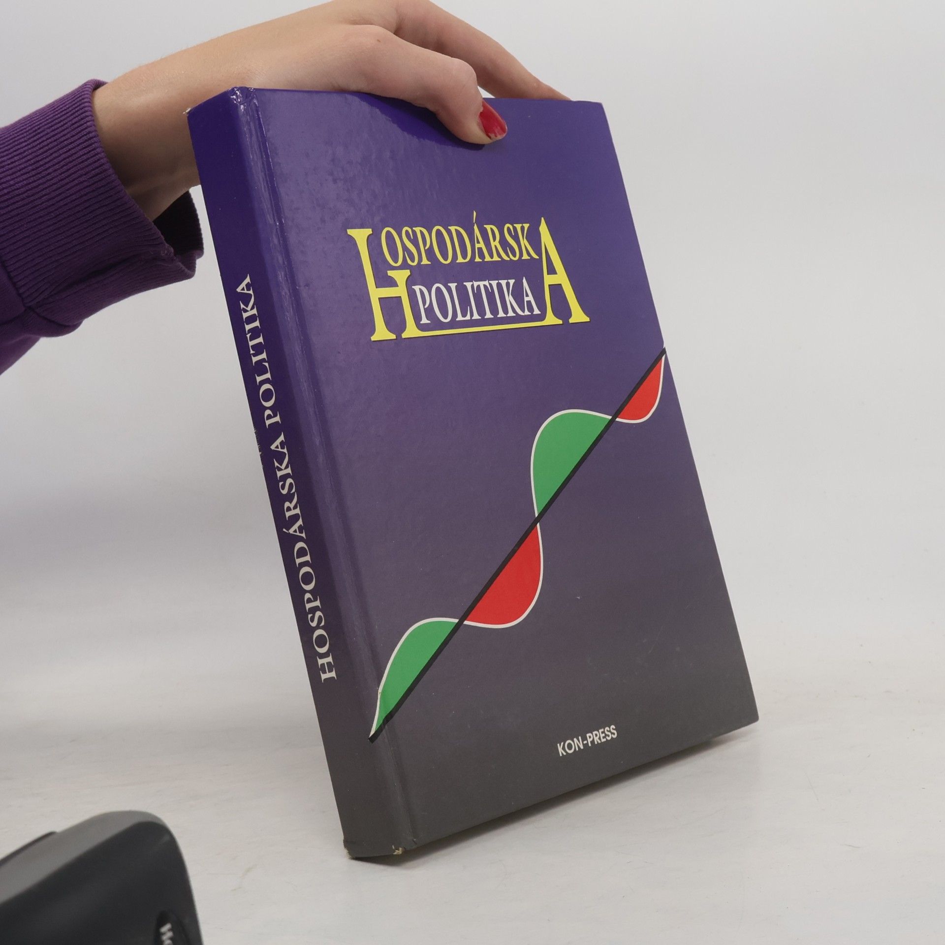 Autorenkollektiv Hospodárska politika