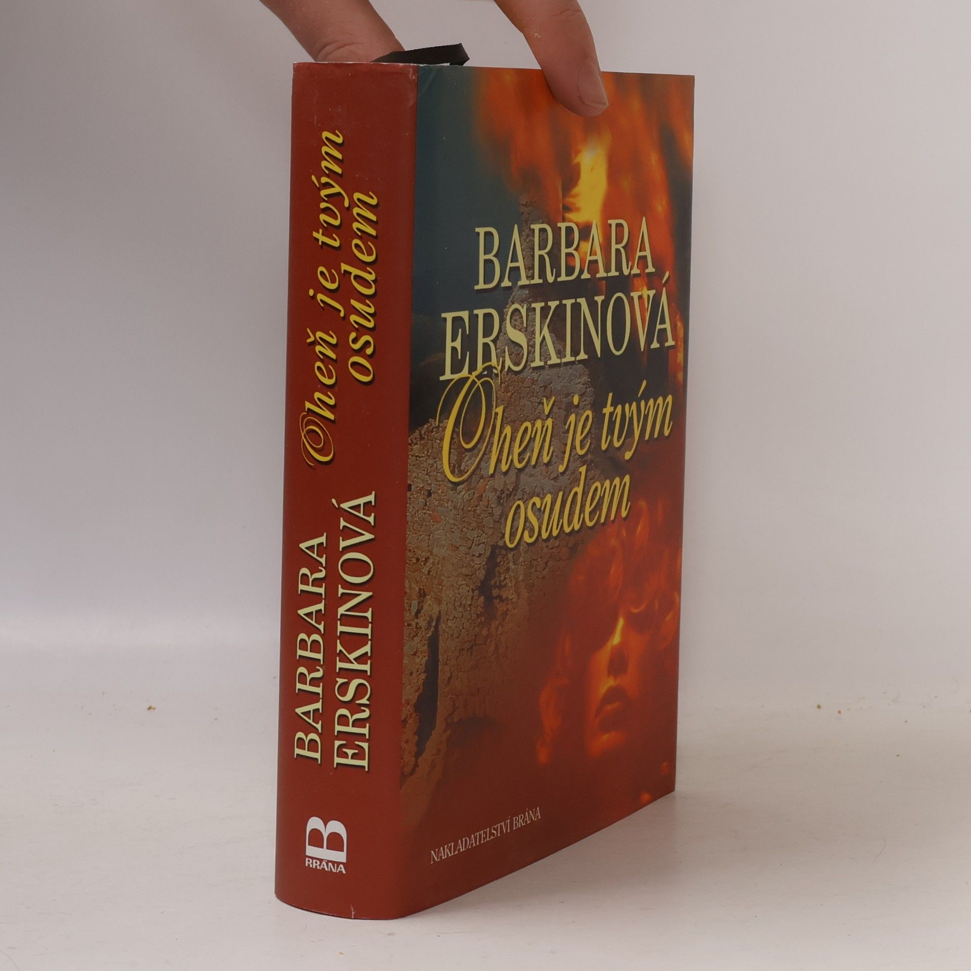 Barbara Erskine Oheň je tvým osudem