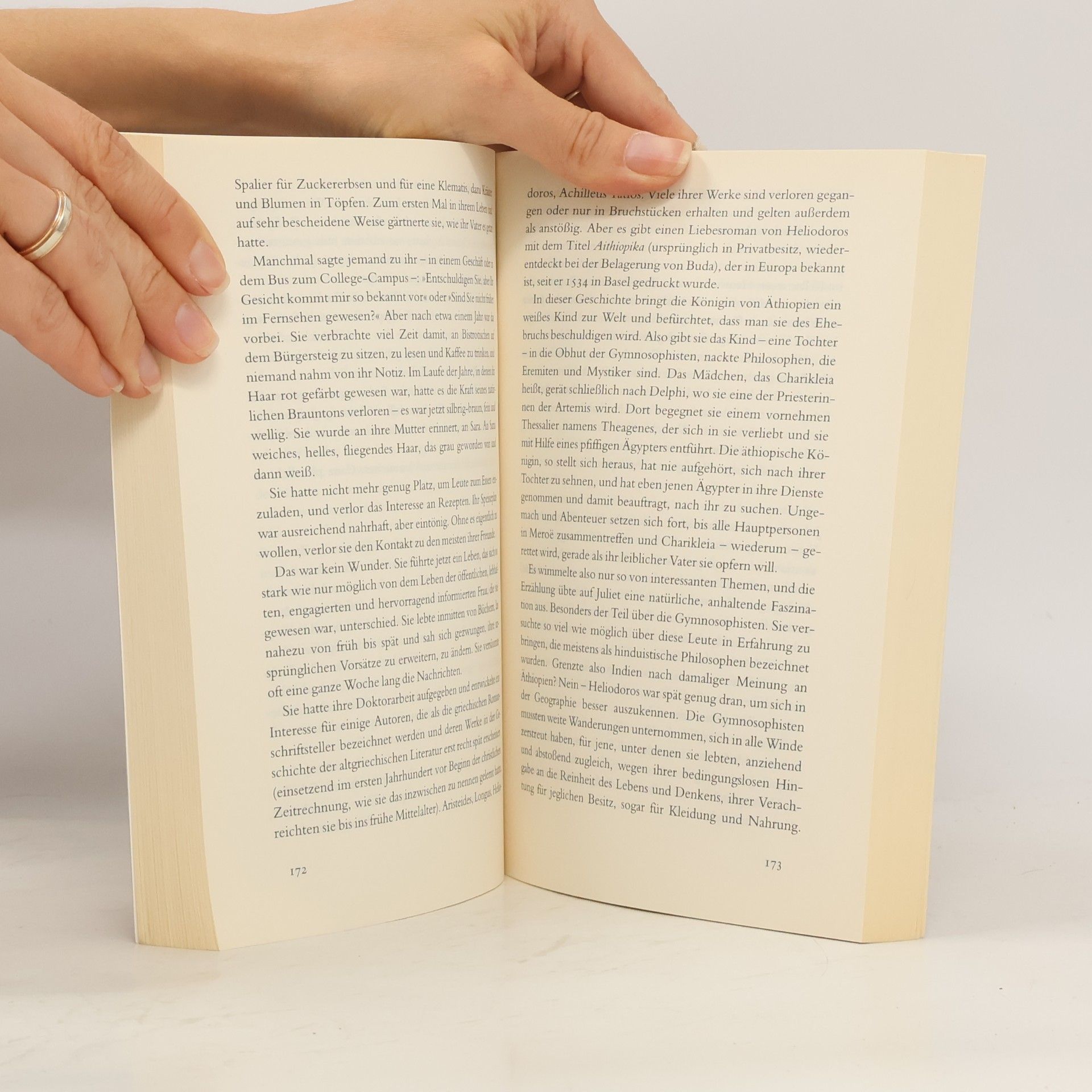 Alice Munro Tricks