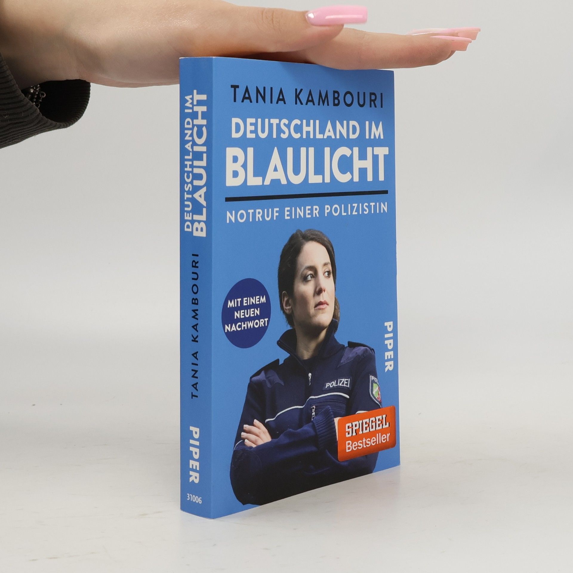 Tania Kambouri Deutschland im Blaulicht
