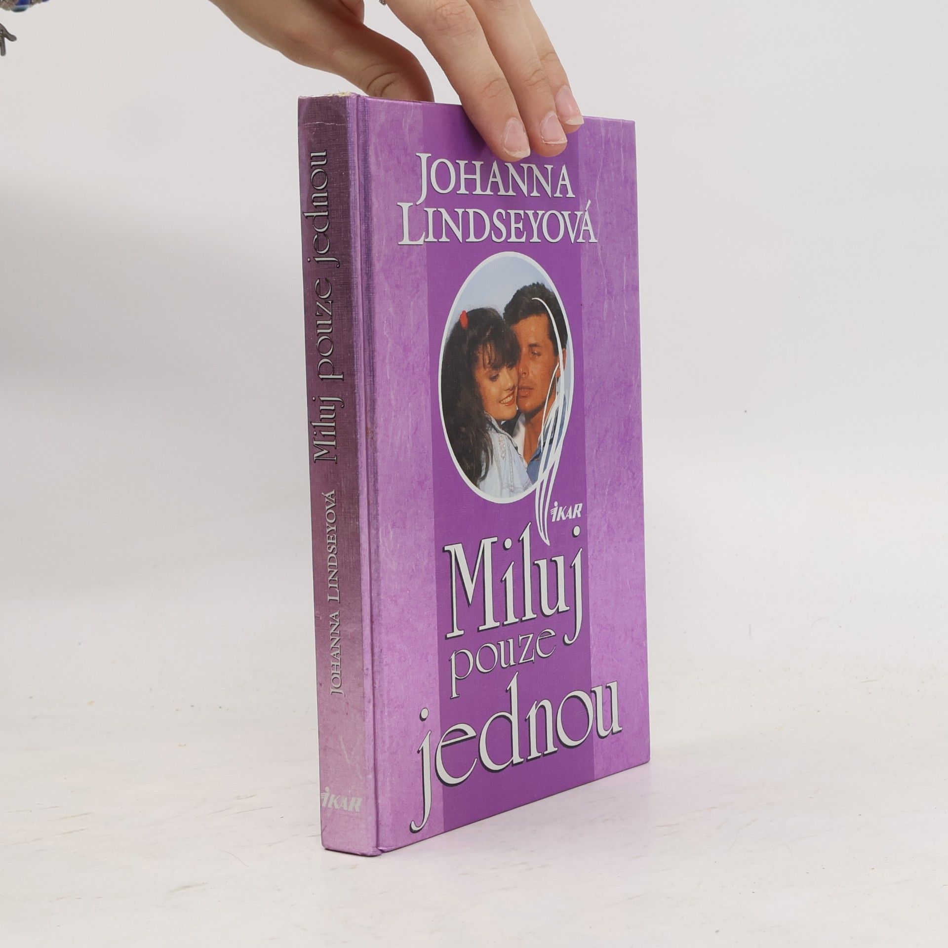 Johanna Lindsey Miluj pouze jednou