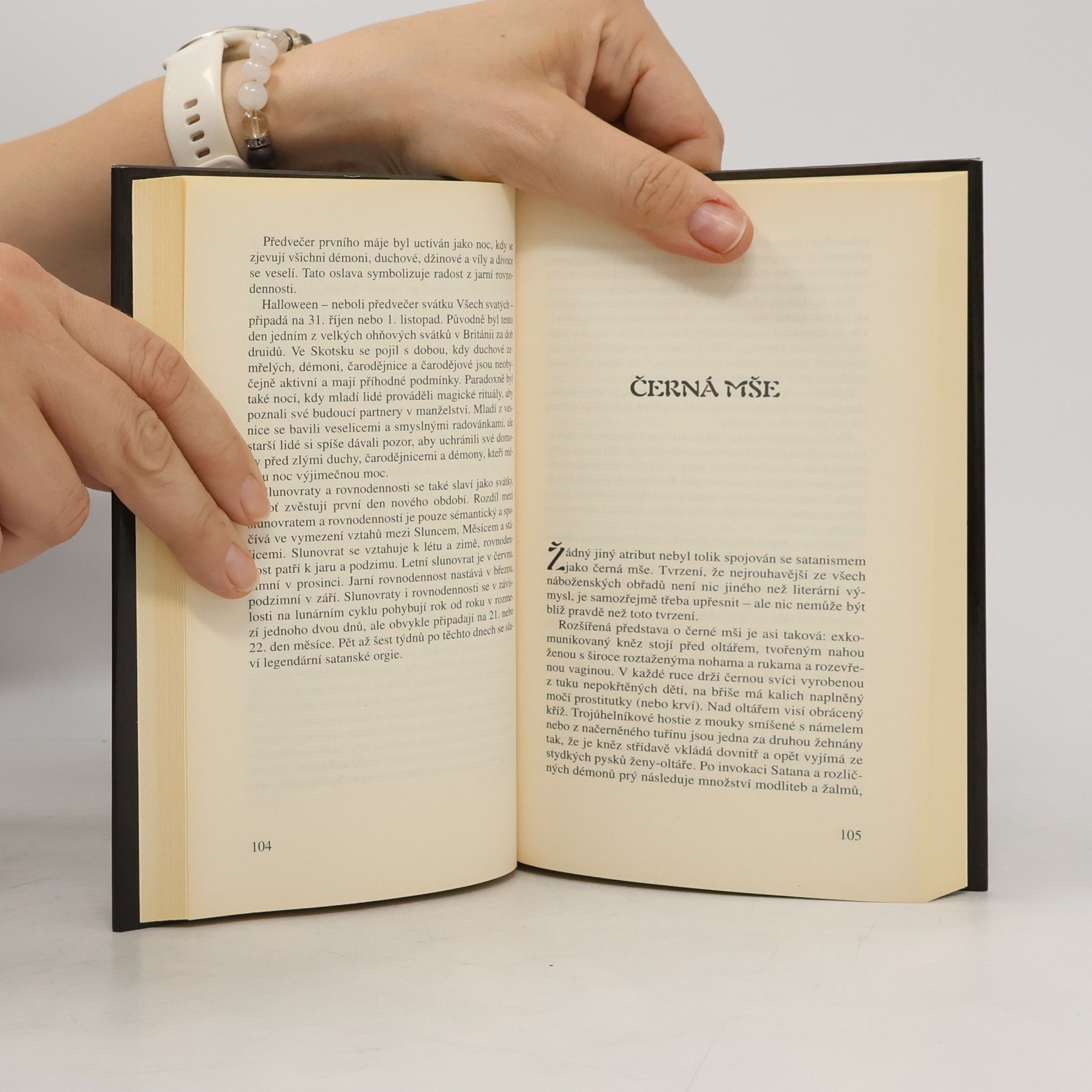 Anton Szandor La Vey Satanská bible