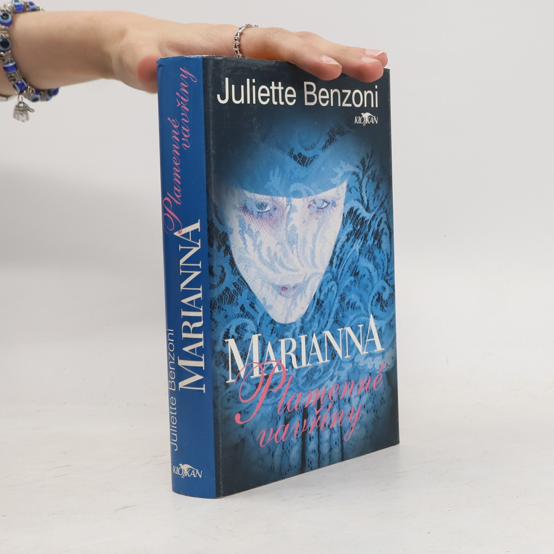 Juliette Benzoni Marianna. Plamenné vavříny