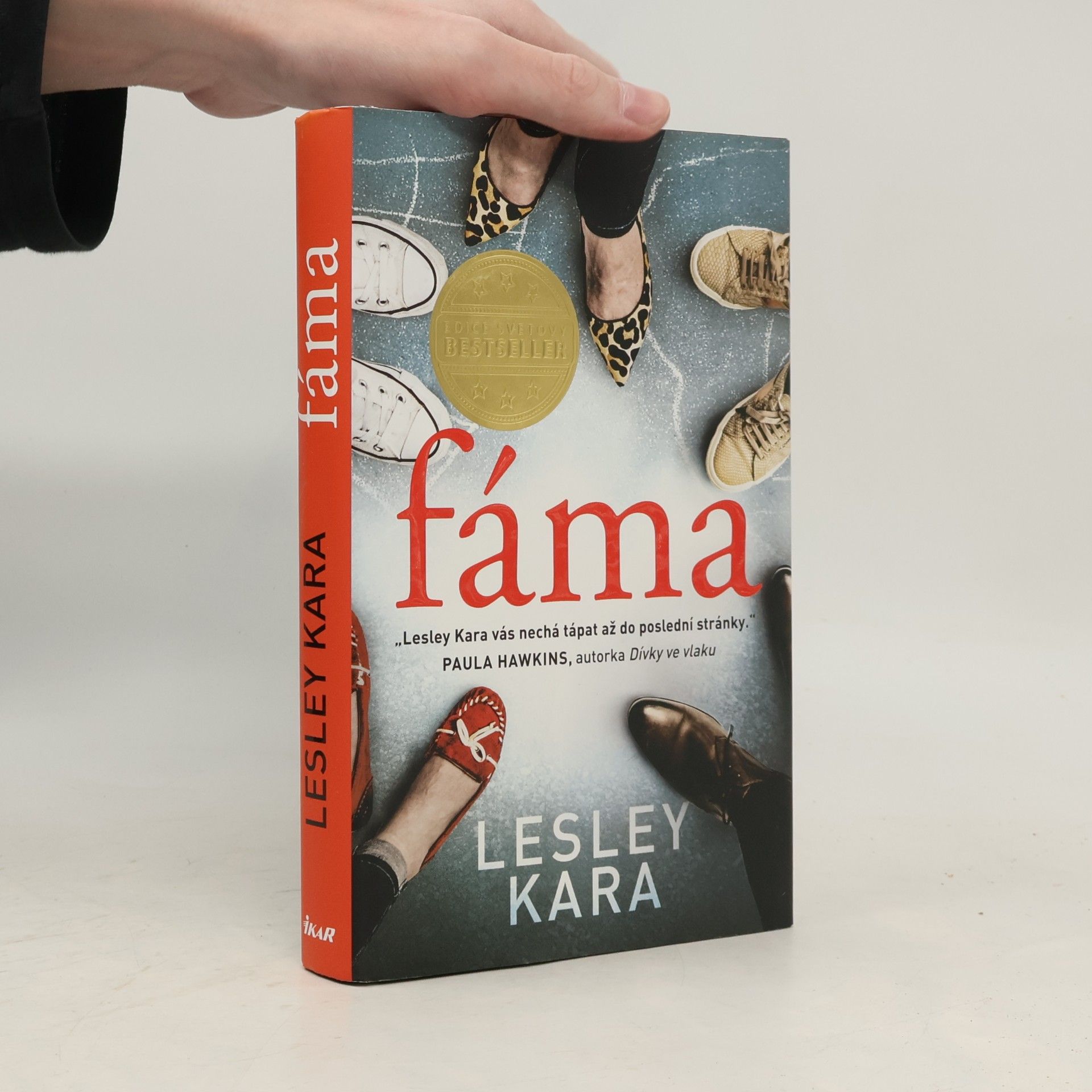 Lesley Kara Fáma