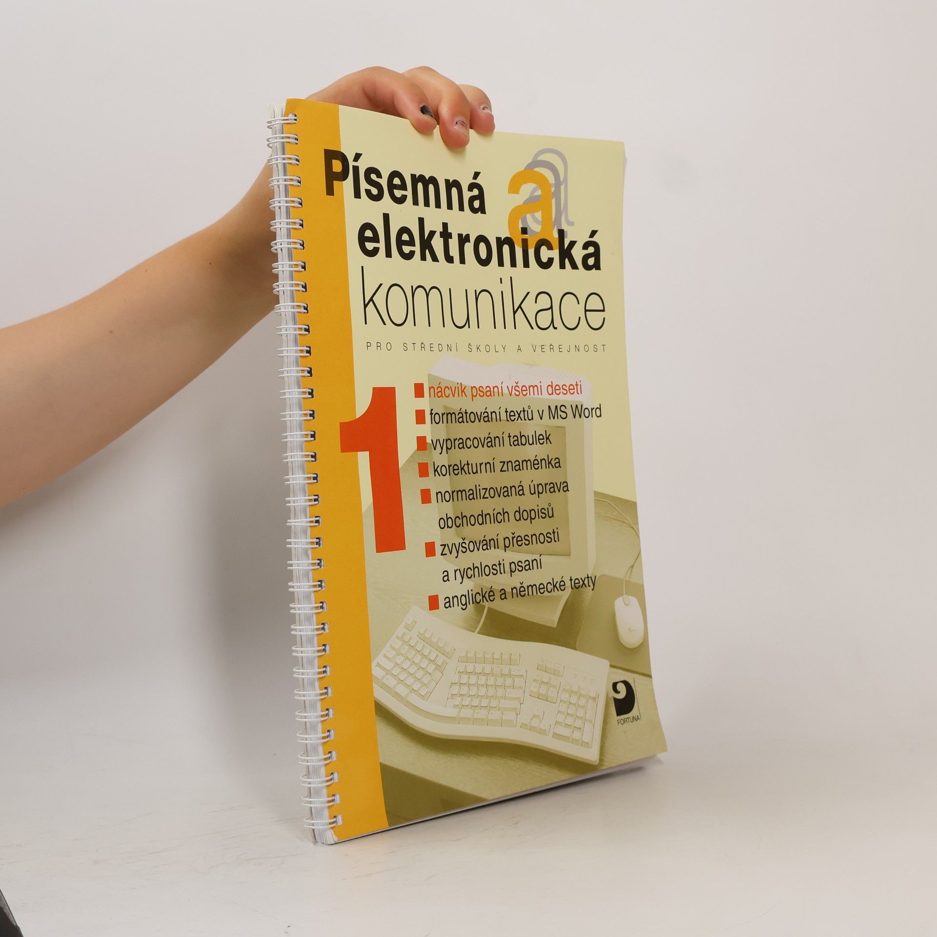 Jiří Kroužek Písemná a elektronická komunikace pro střední školy a veřejnost. 1