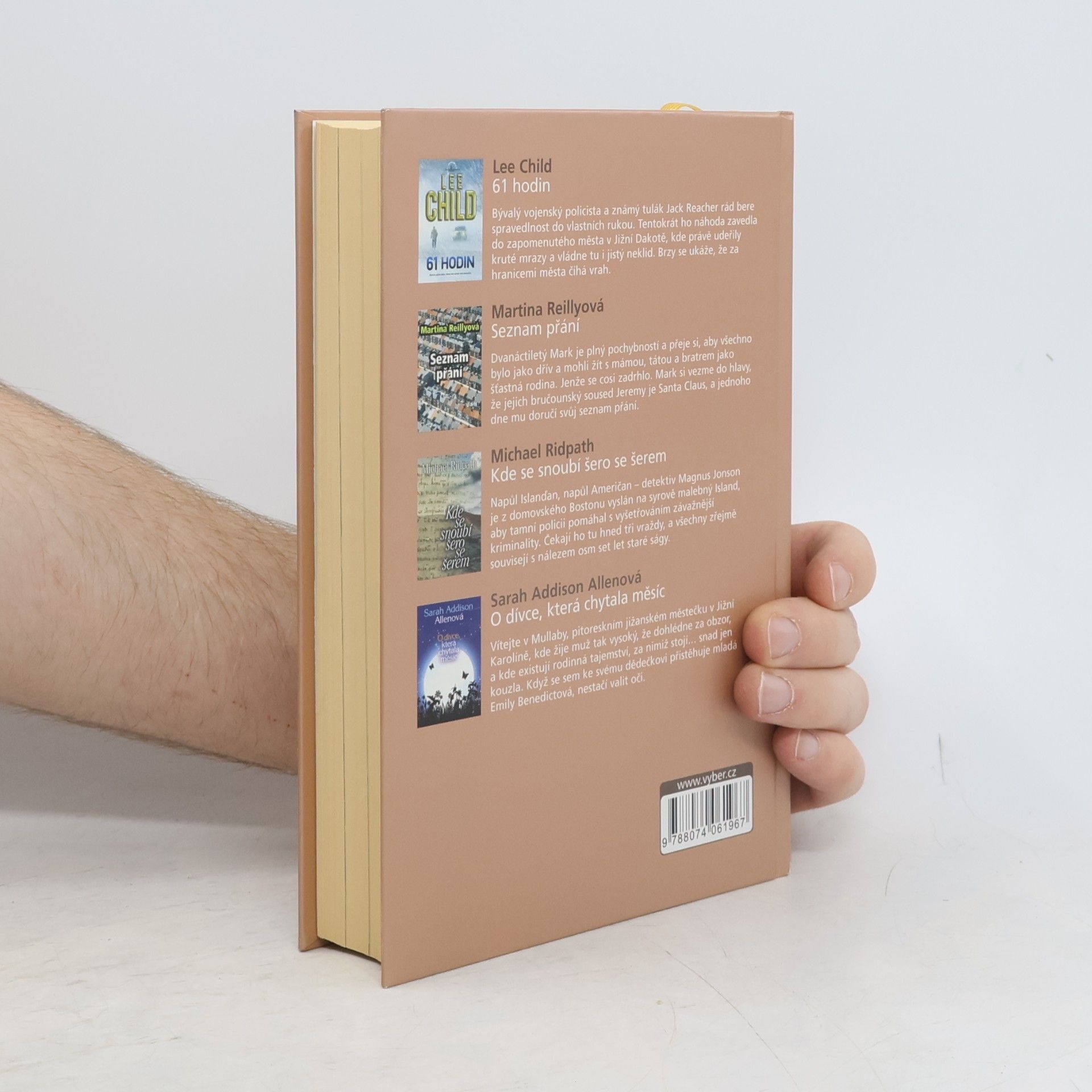 Lee Child 61 hodin. Seznam přání. Kde se snoubí šero se šerem. O dívce, která chytala měsíc.