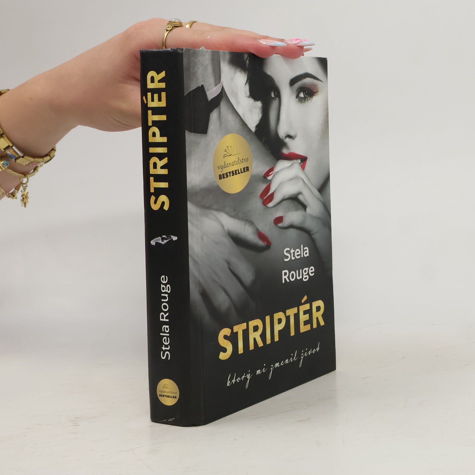 Stela Rouge Striptér