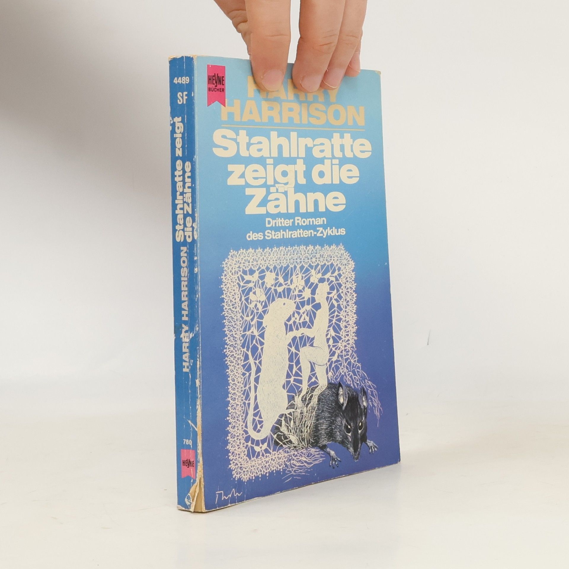 Harry Harrison Stahlratte zeigt die Zähne