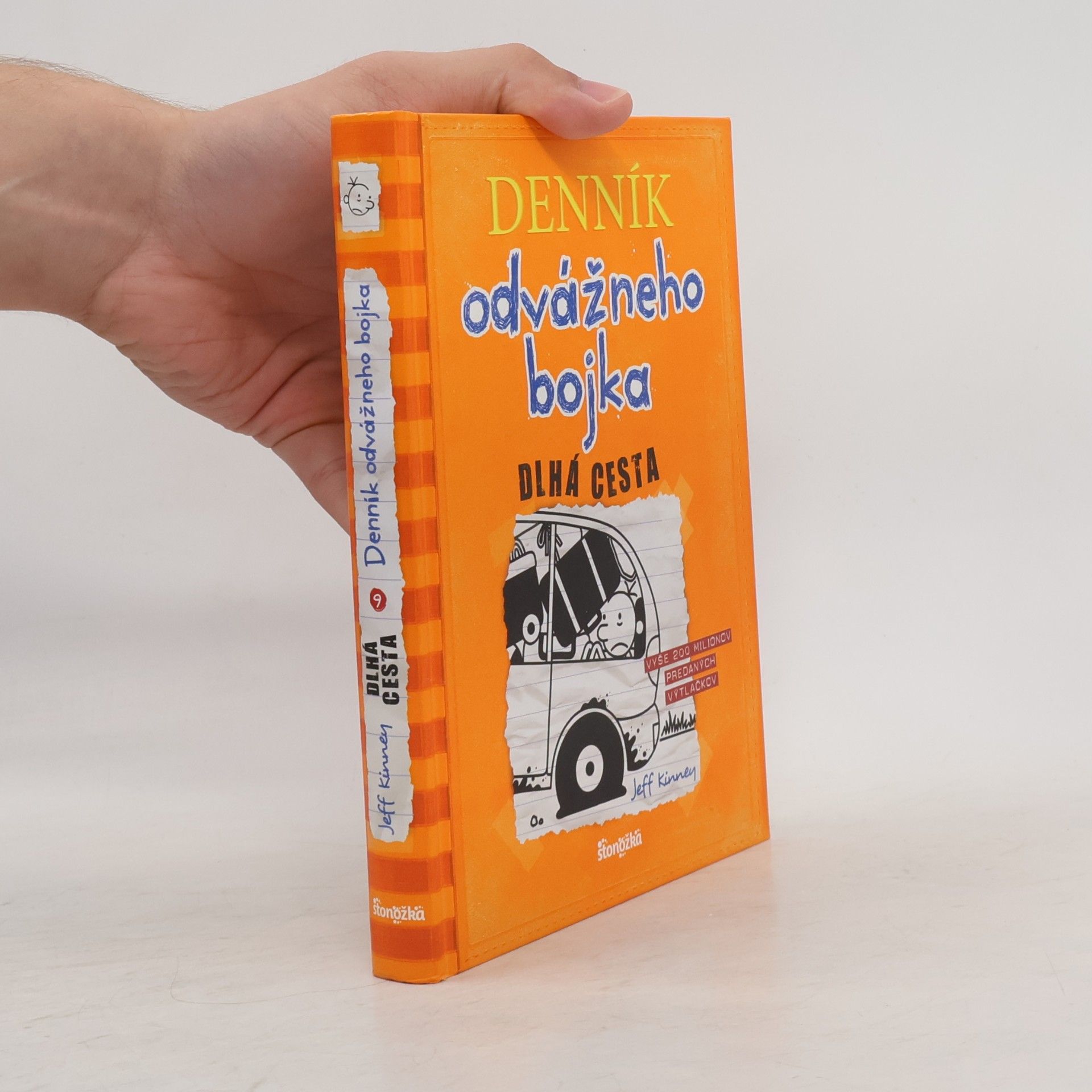 Jeff Kinney Denník odvážneho bojka 9 : dlhá cesta