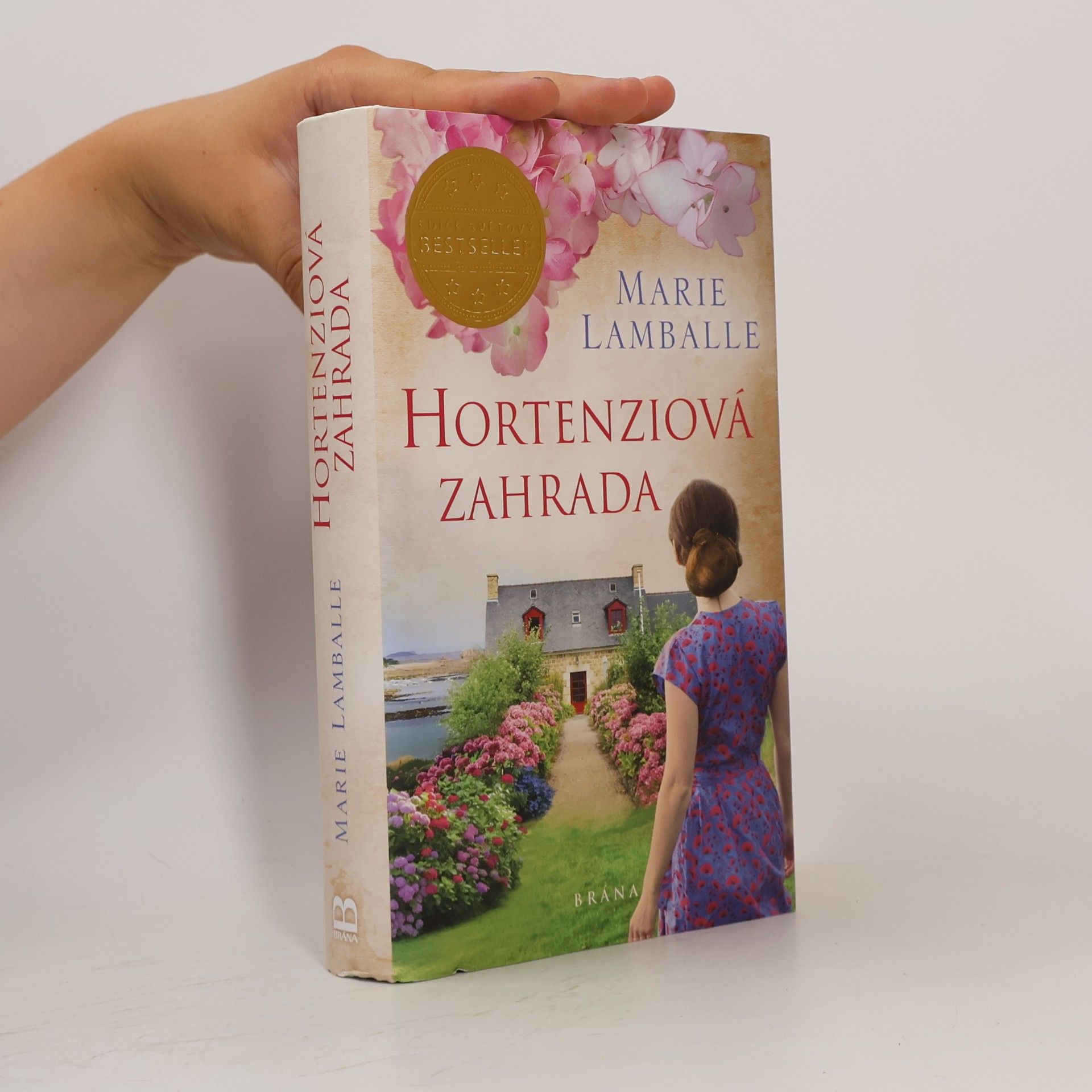Anne Jacobs Hortenziová zahrada
