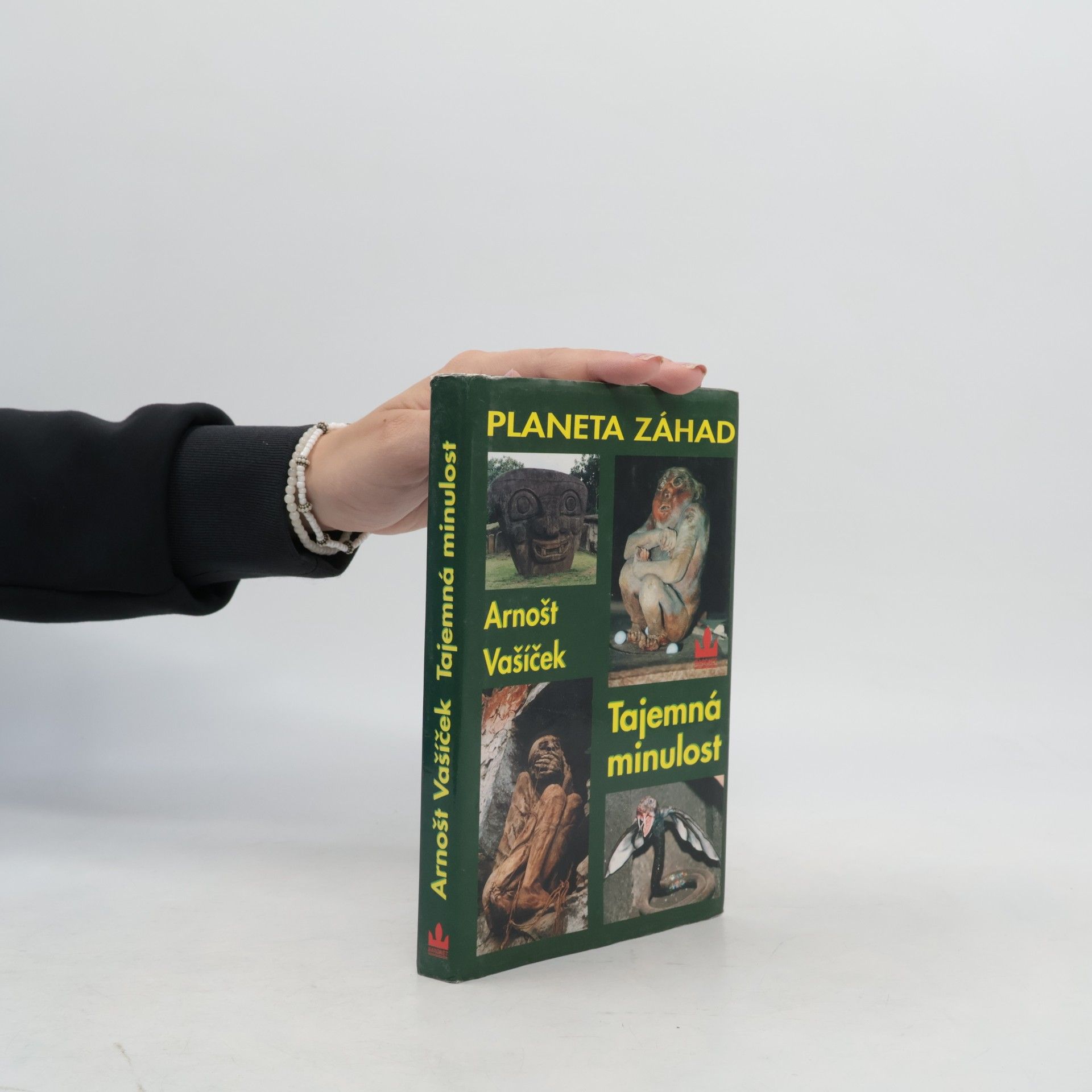 Arnošt Vašíček Planeta záhad I. Tajemná minulost