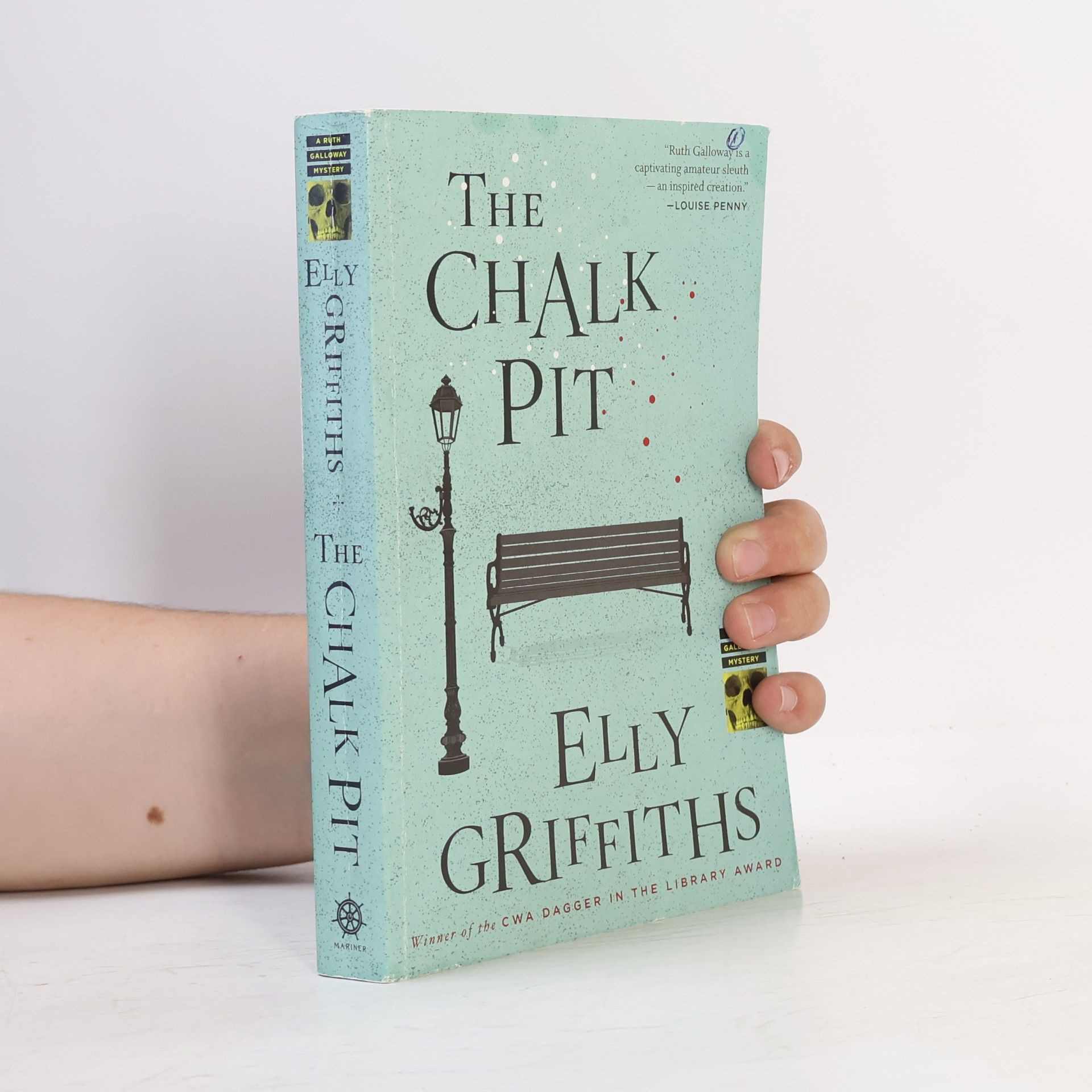 Elly Griffiths The Chalk Pit
