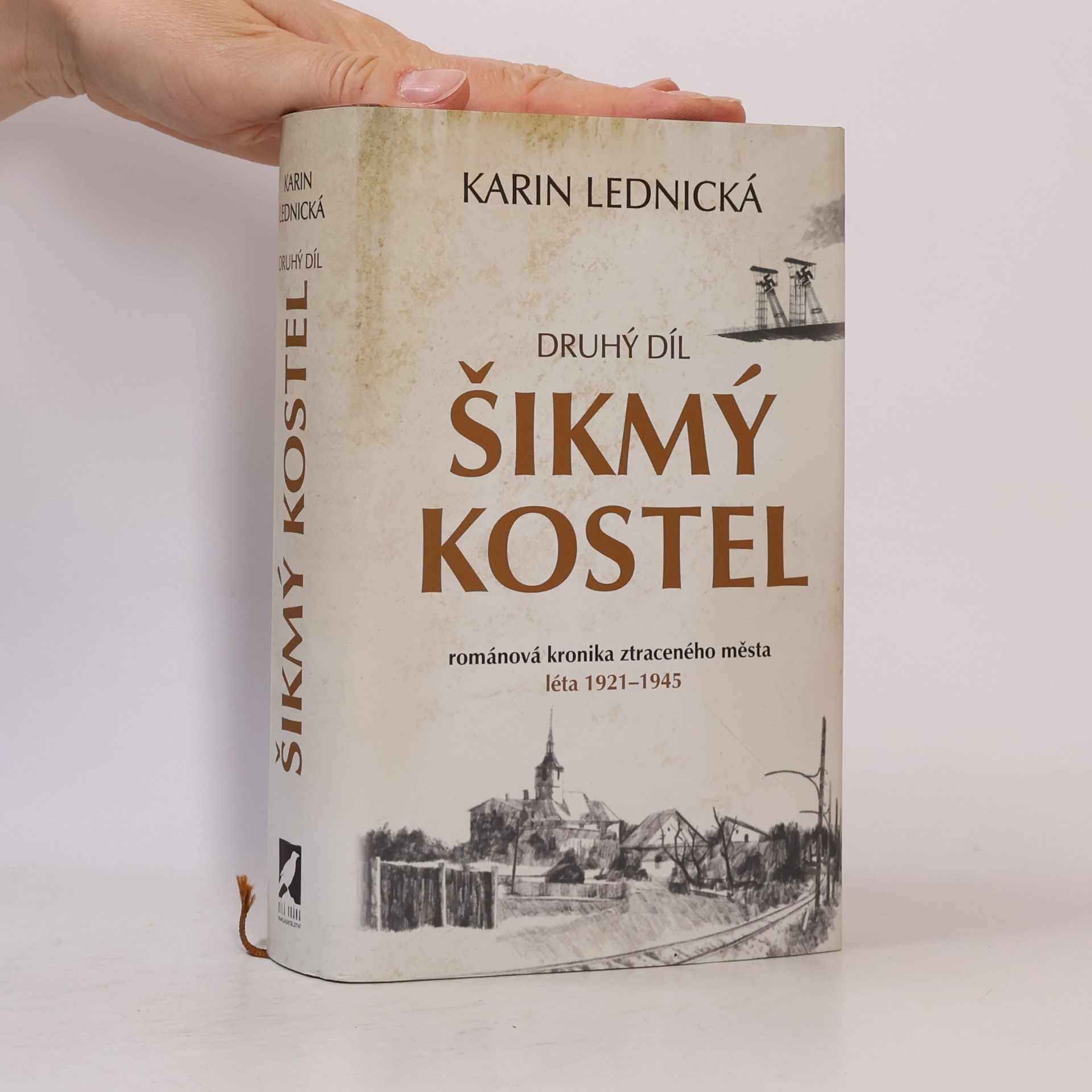 Karin Lednická Šikmý kostel 2