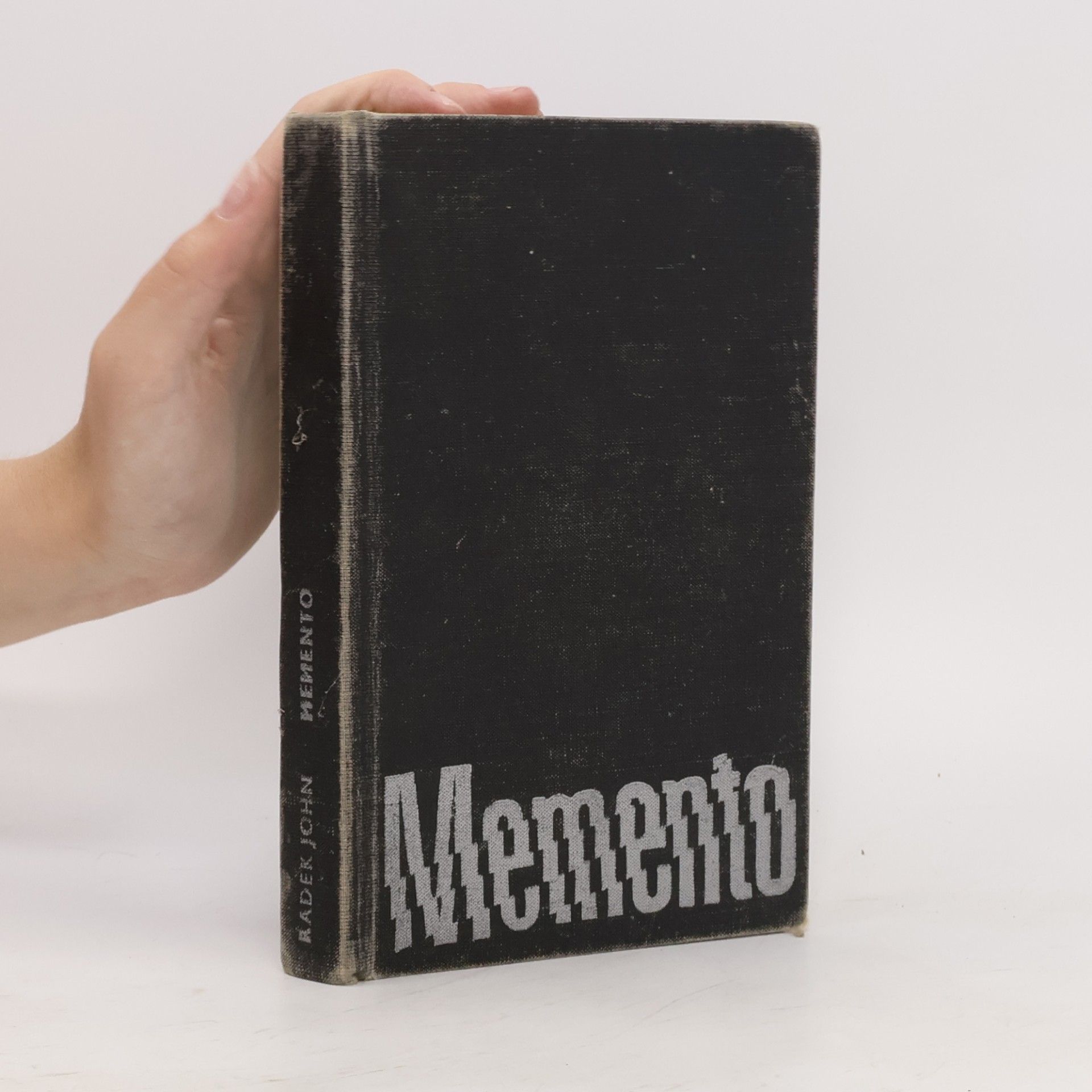 Radek John Memento