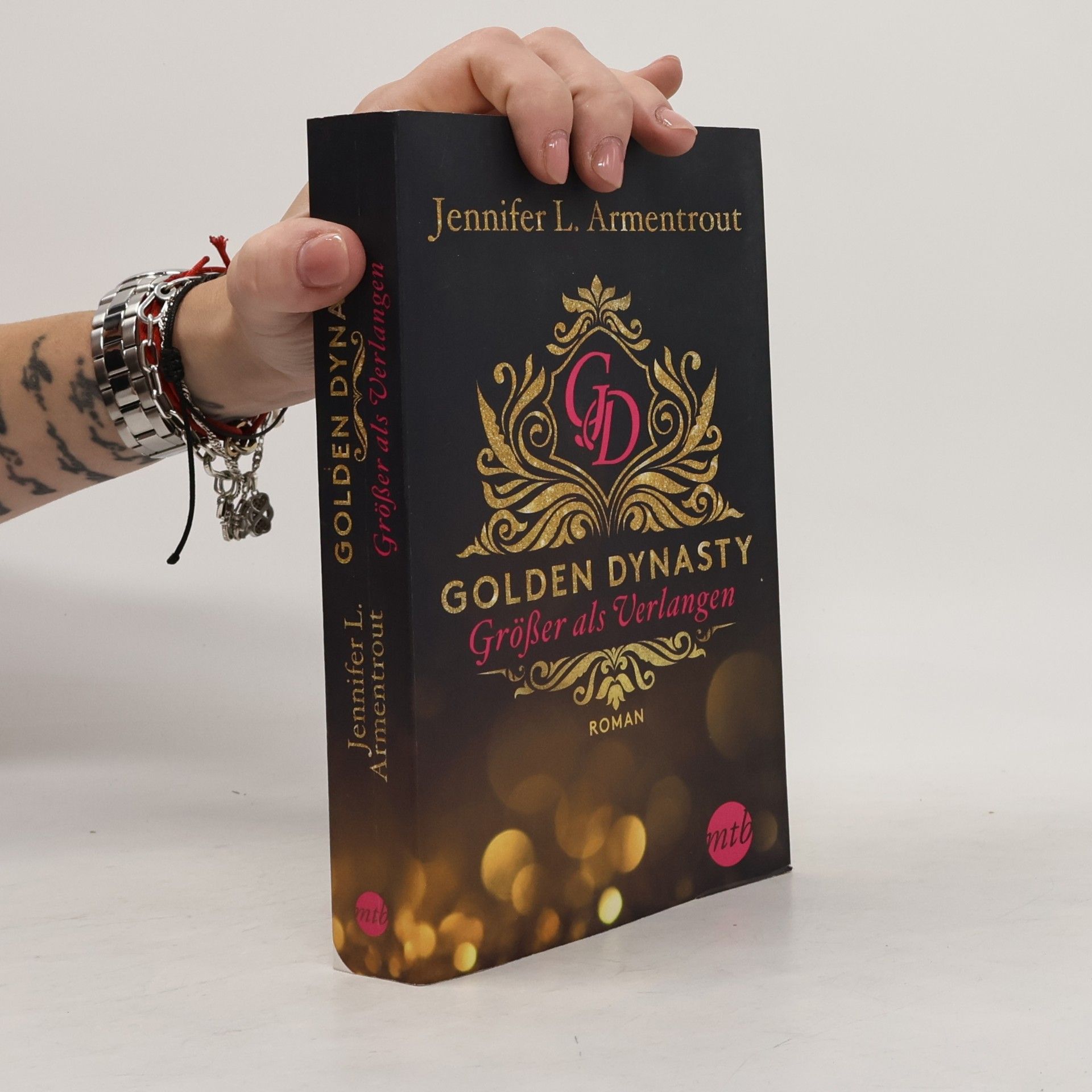 Jennifer L. Armentrout Golden Dynasty - größer als Verlangen