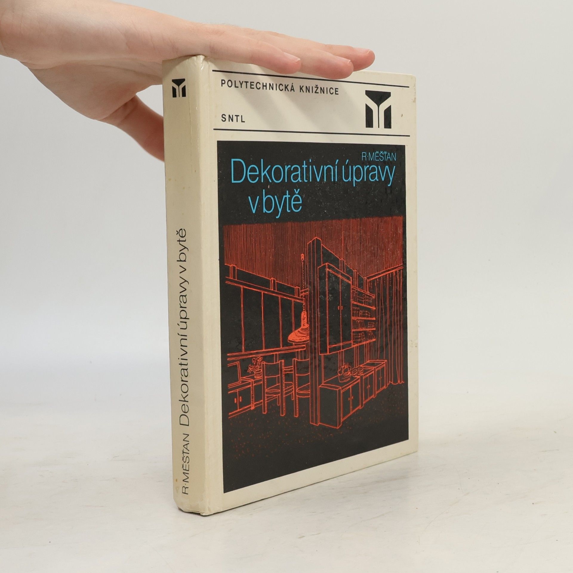 Radomír Měšťan Dekorativní úpravy v bytě