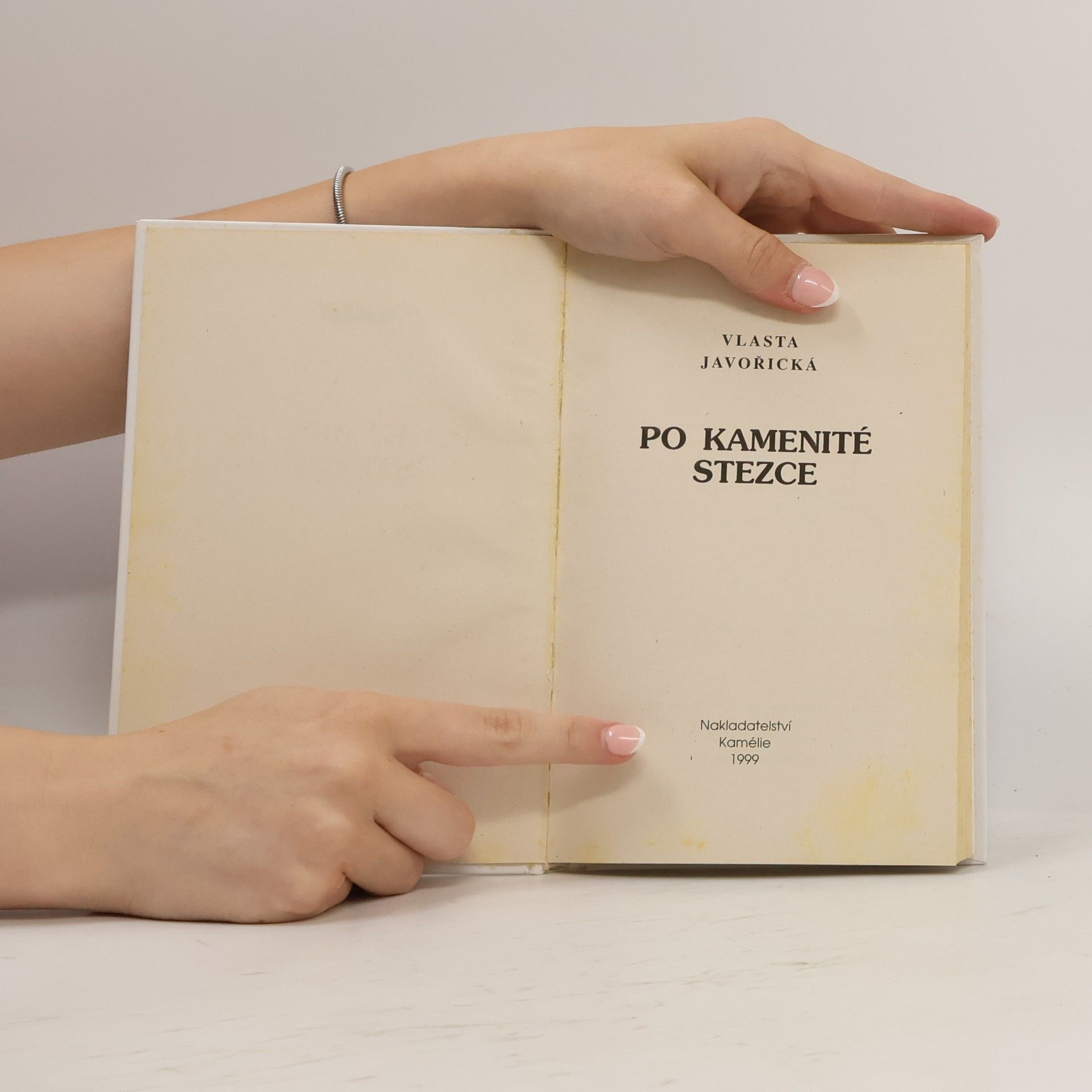 Vlasta Javořická Po kamenité stezce