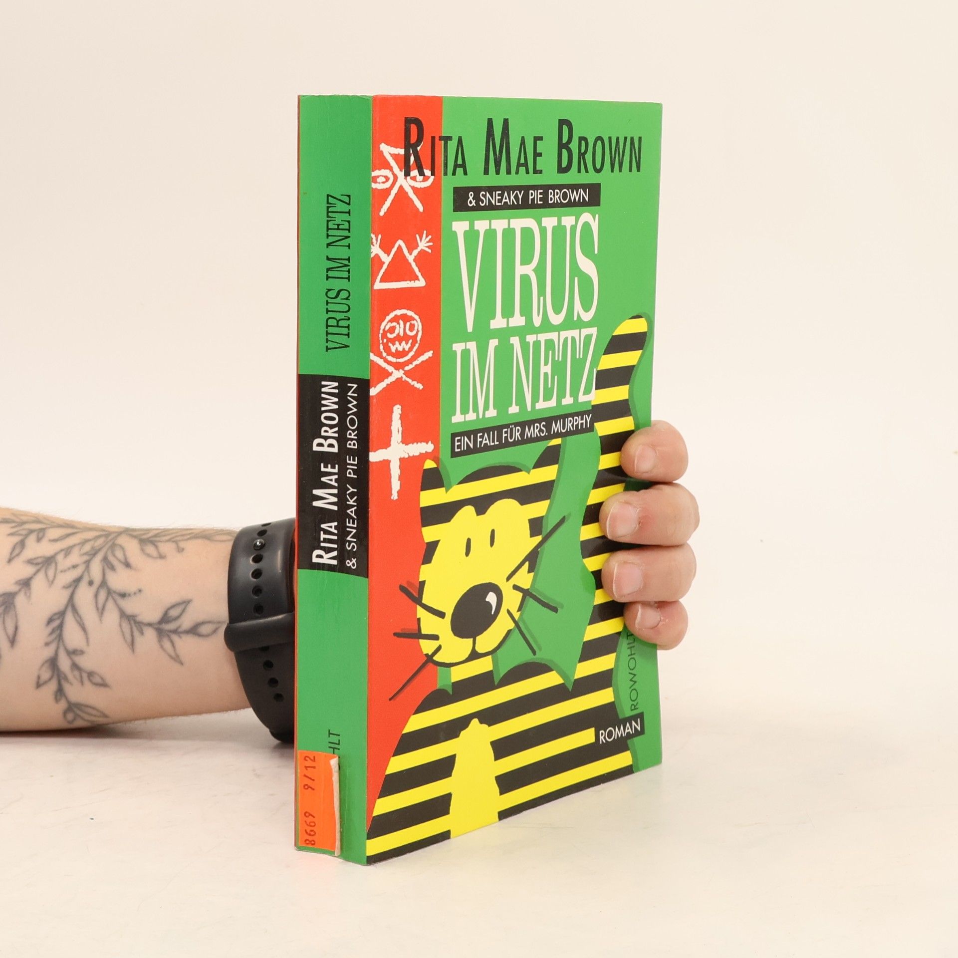 Rita Mae Brown Virus im Netz