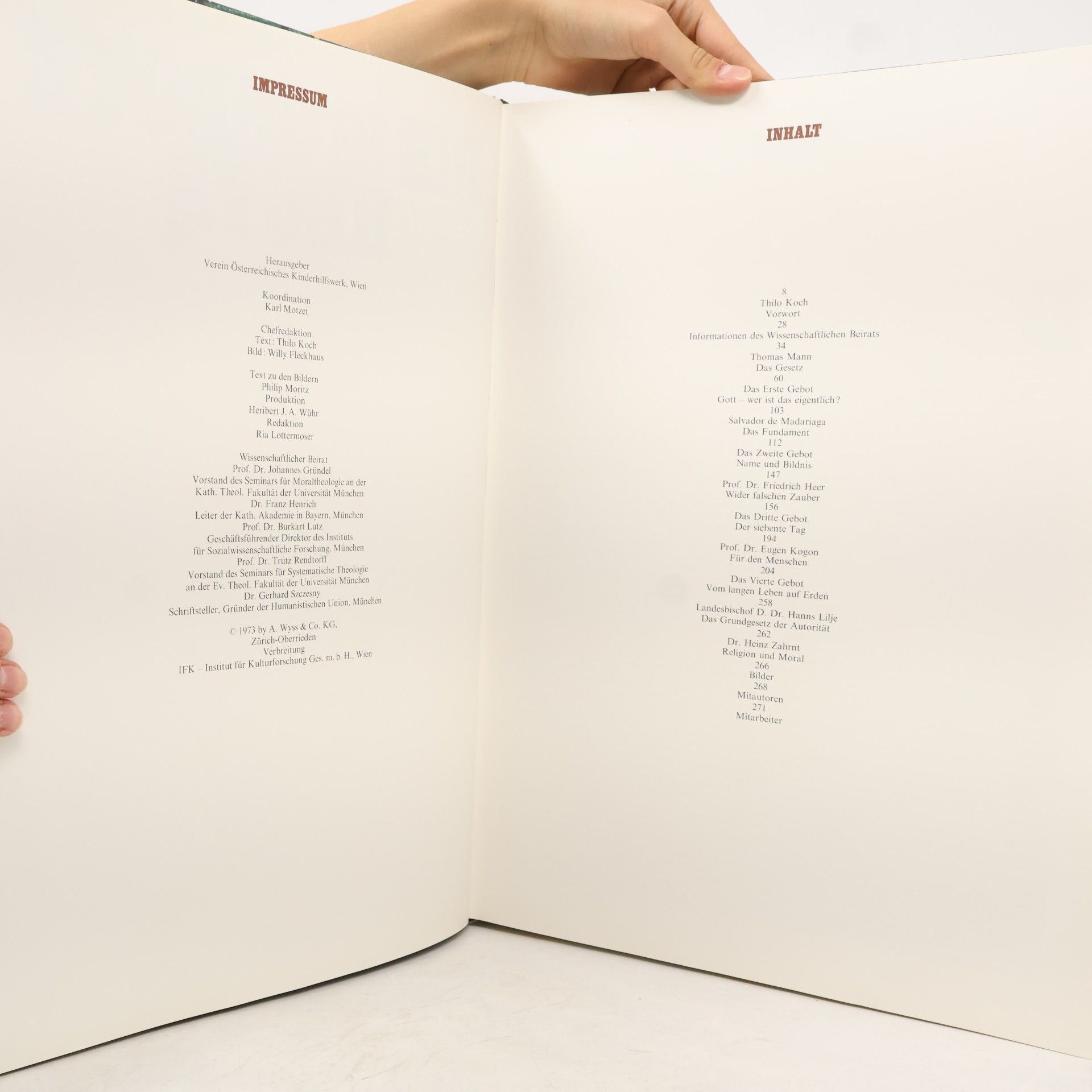 Various authors Die 10 Gebote heute = The 10 Commandments Today = Les 10 commandements et l'époque actuelle