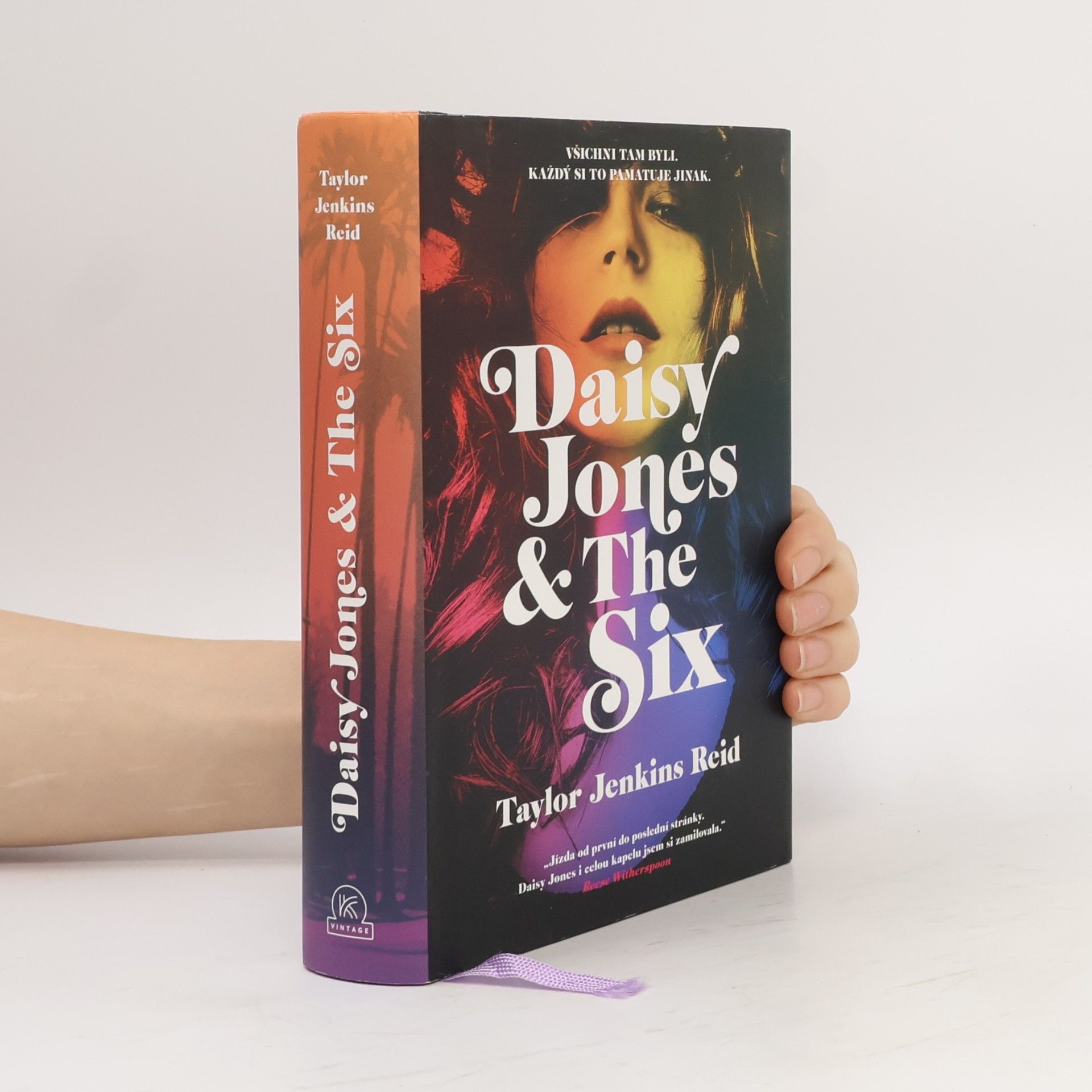 Taylor Jenkins Reid Daisy Jones & The Six