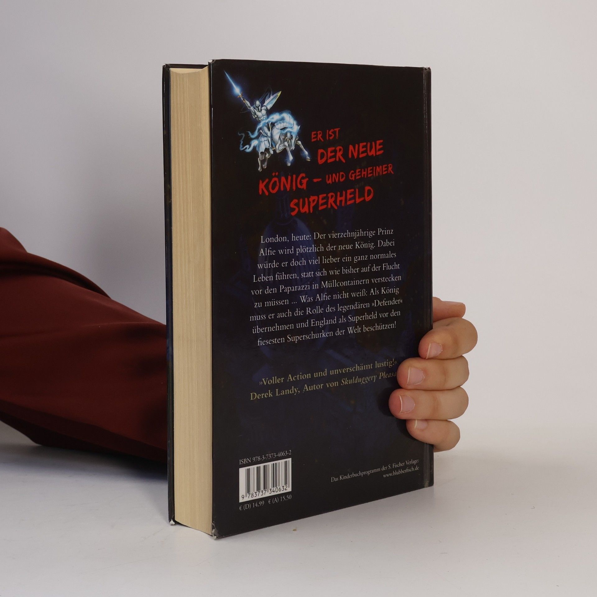Mark Huckerby Defender, Superheld mit blauem Blut - der schwarze Drache