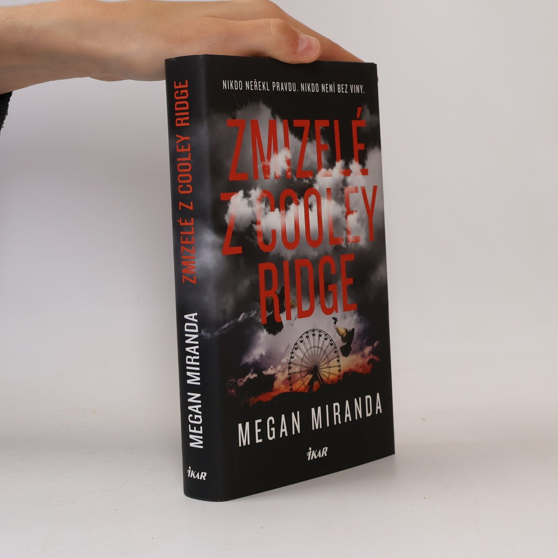 Megan Miranda Zmizelé z Cooley Ridge