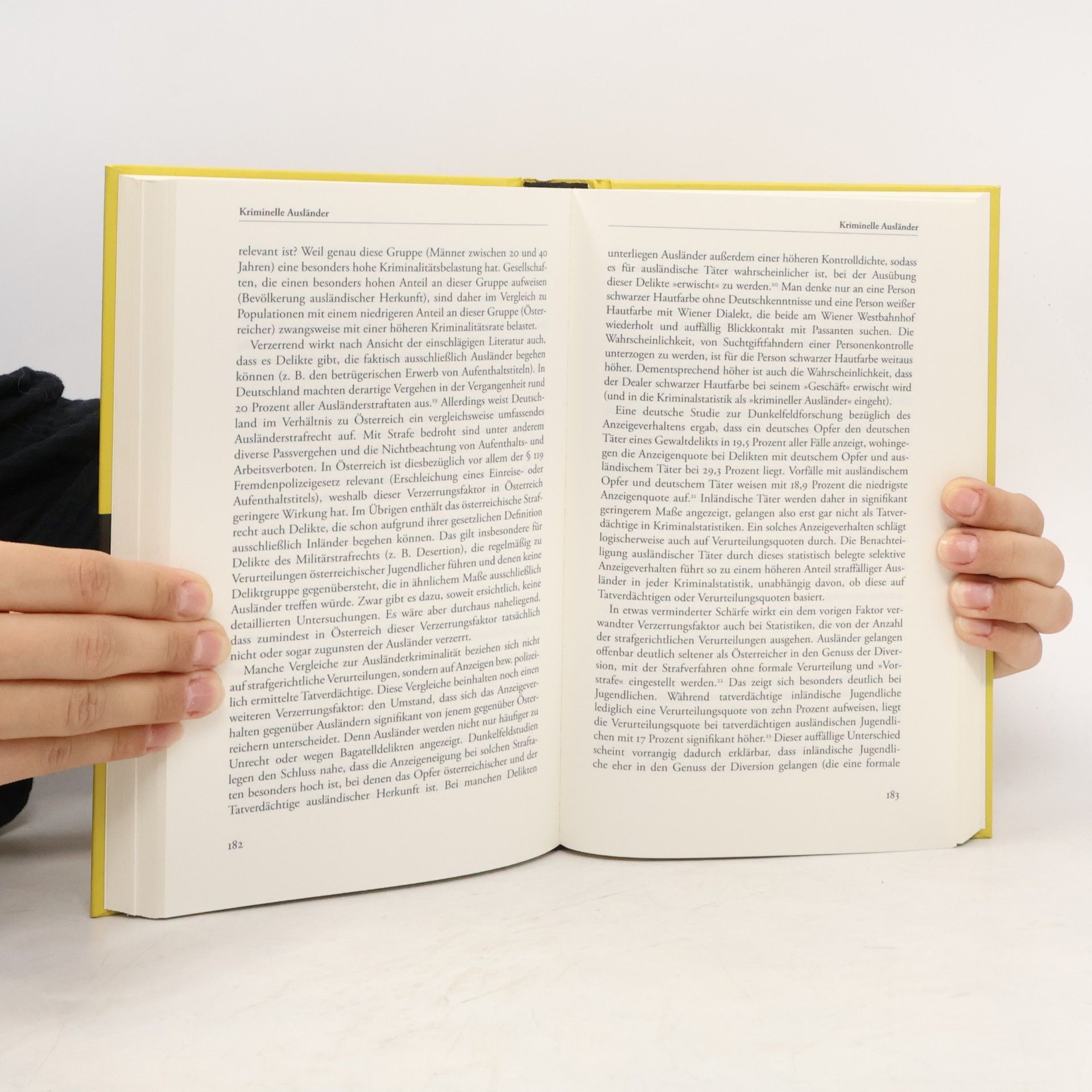 Nina Horaczek Handbuch gegen Vorurteile