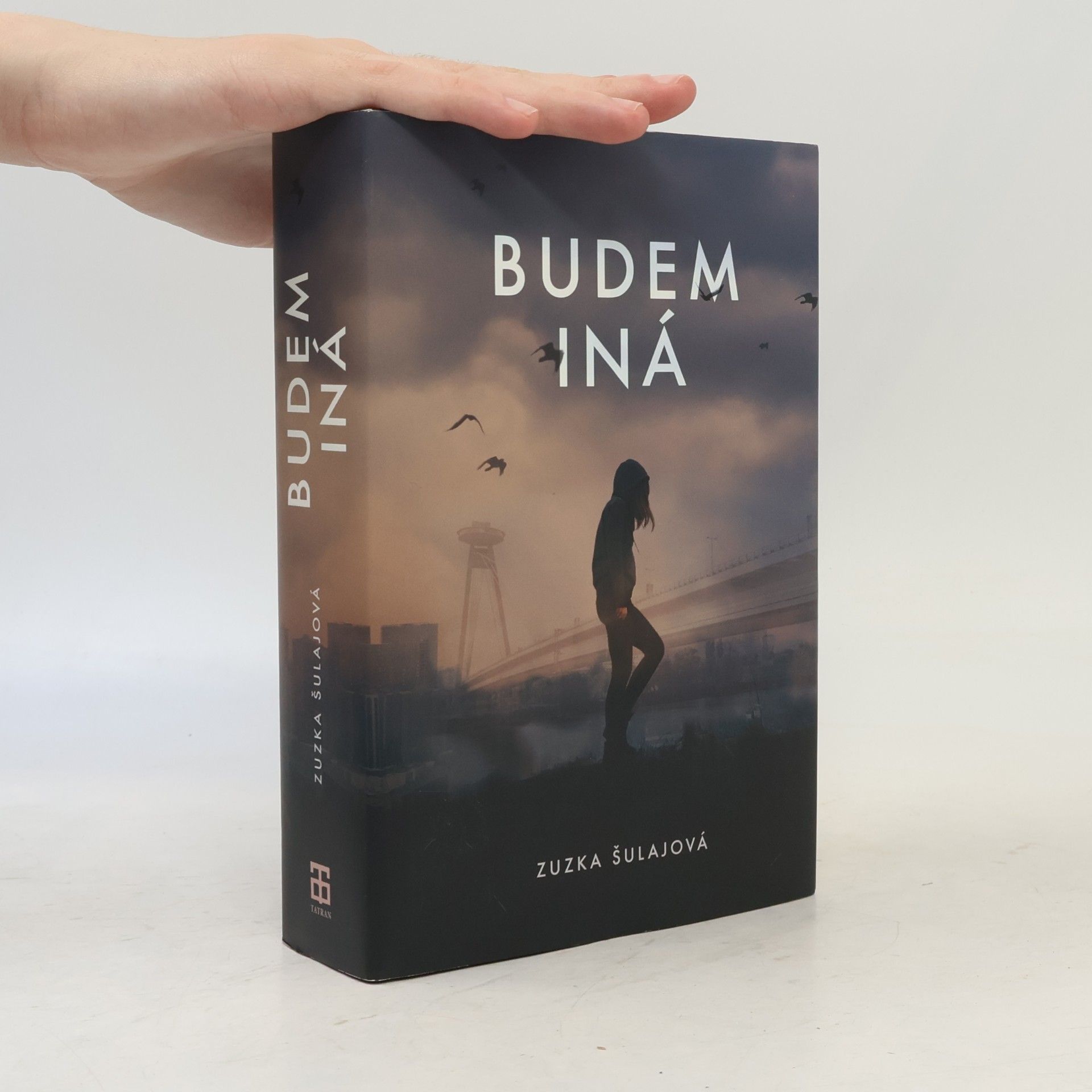 Zuzana Šulajová Budem iná