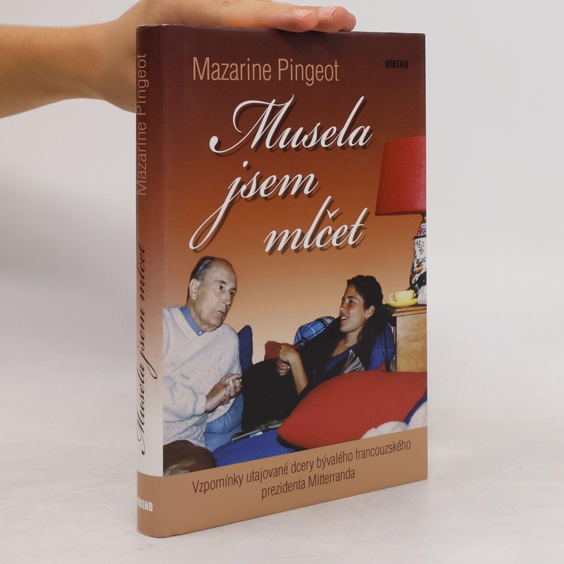 Mazarine Pingeot Musela jsem mlčet