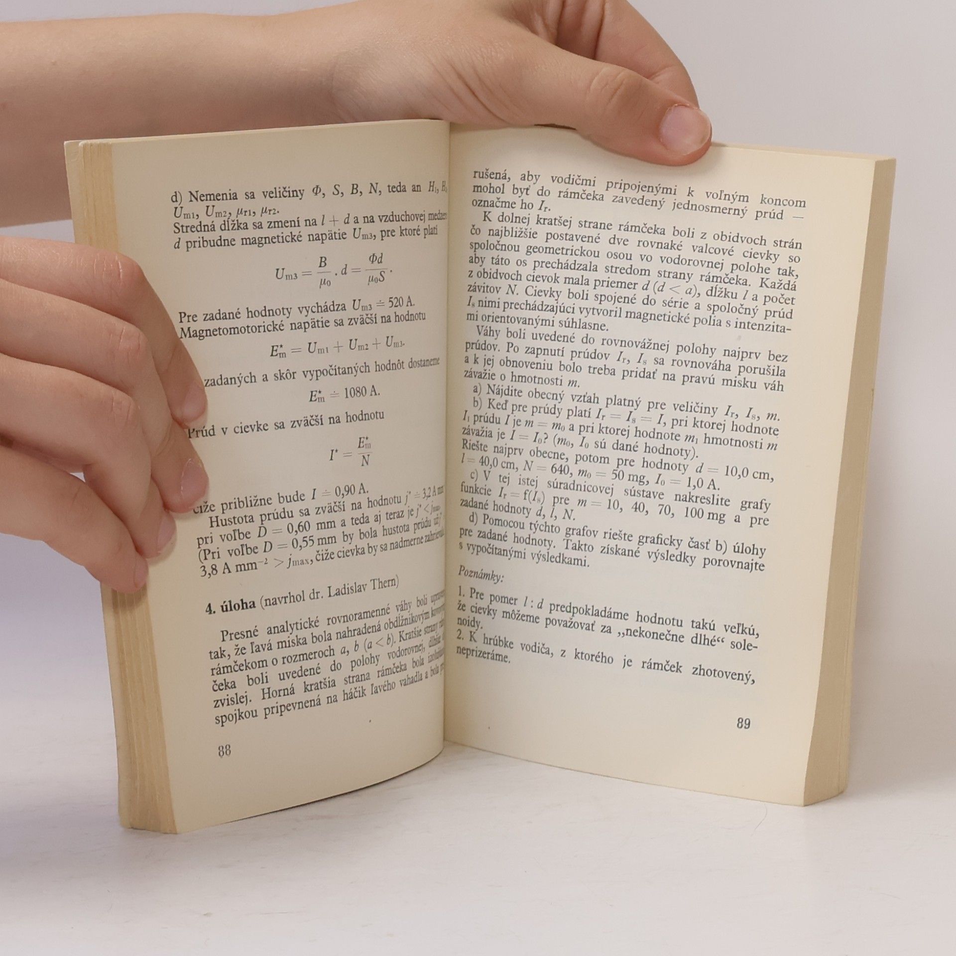 Autores varios Fyzikální olympiáda