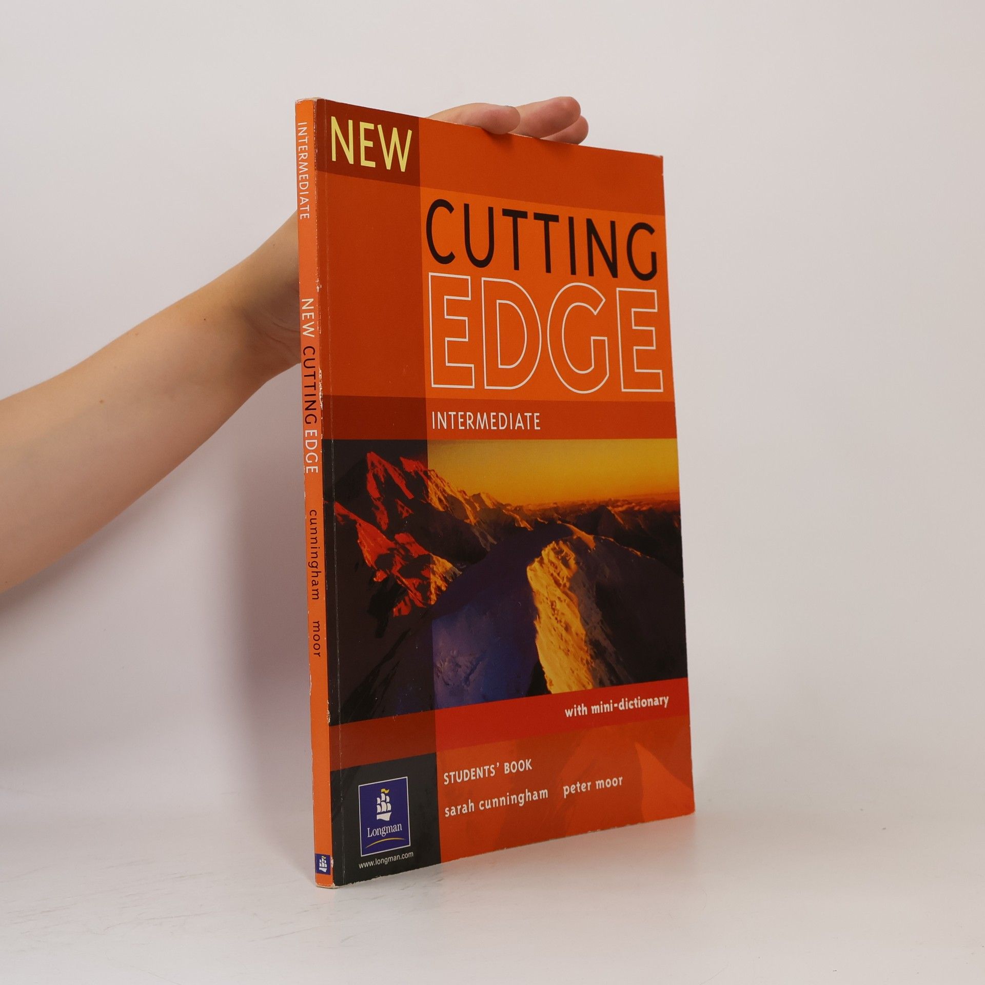 Peter Moor New Cutting Edge Intermediate. Student's Book