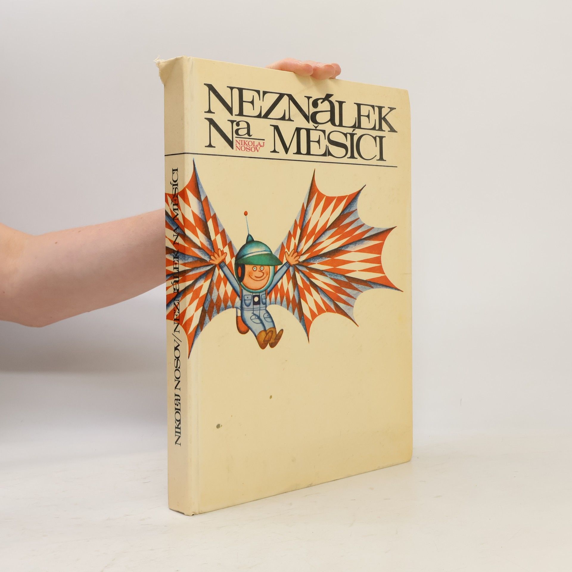 Nikolaj Nosov Neználek na Měsíci