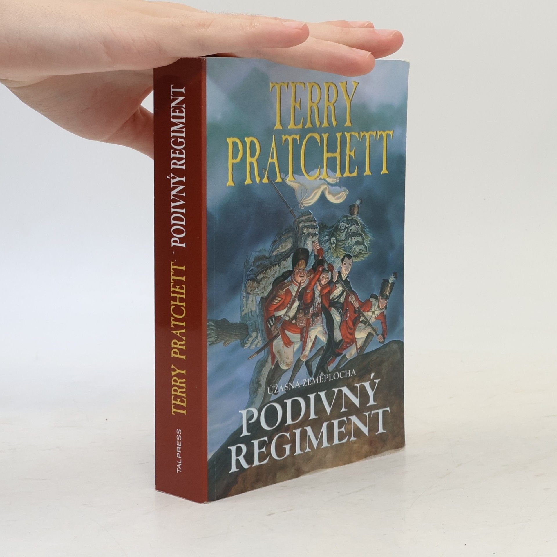 Terry Pratchett Podivný regiment