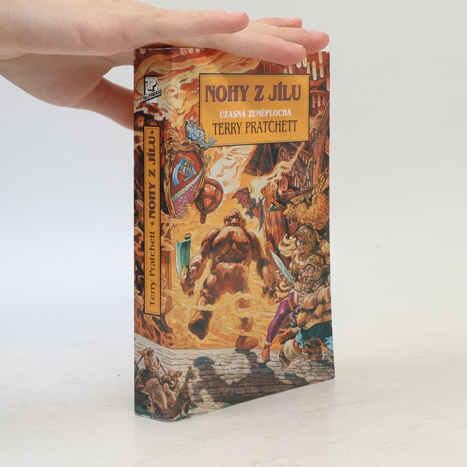 Terry Pratchett Nohy z jílu