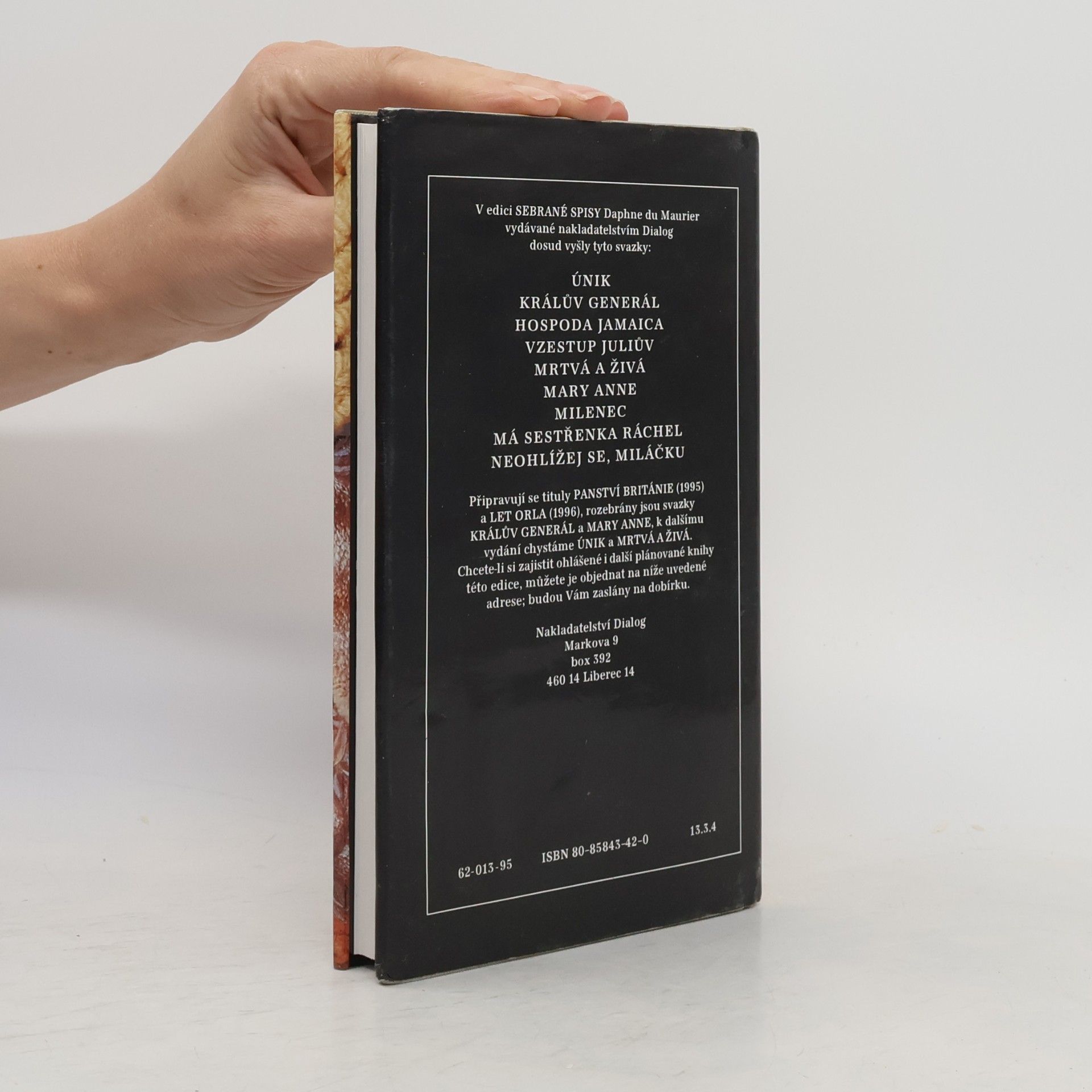 Daphne du Maurier Neohlížej se, miláčku