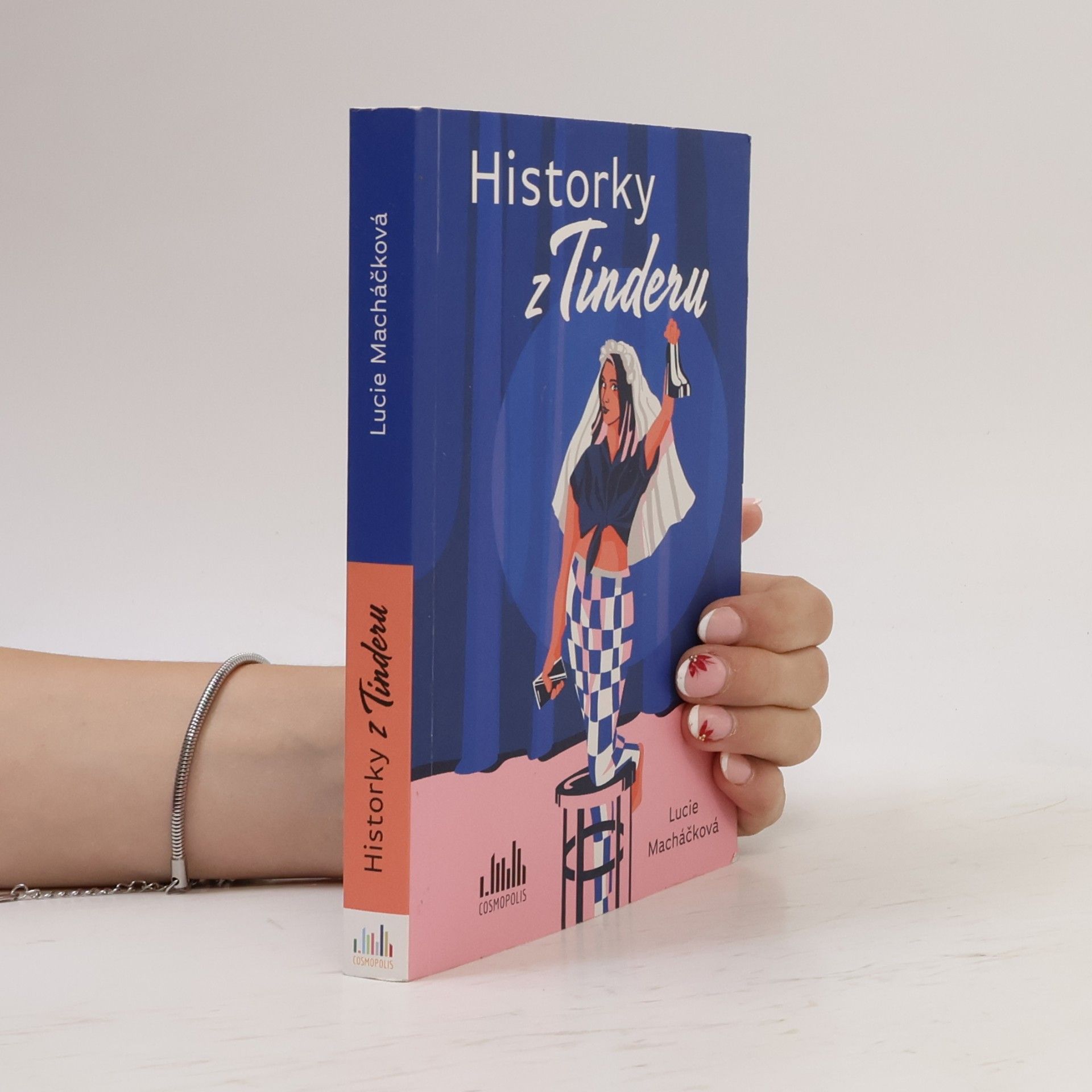 Lucie Macháčková Historky z Tinderu