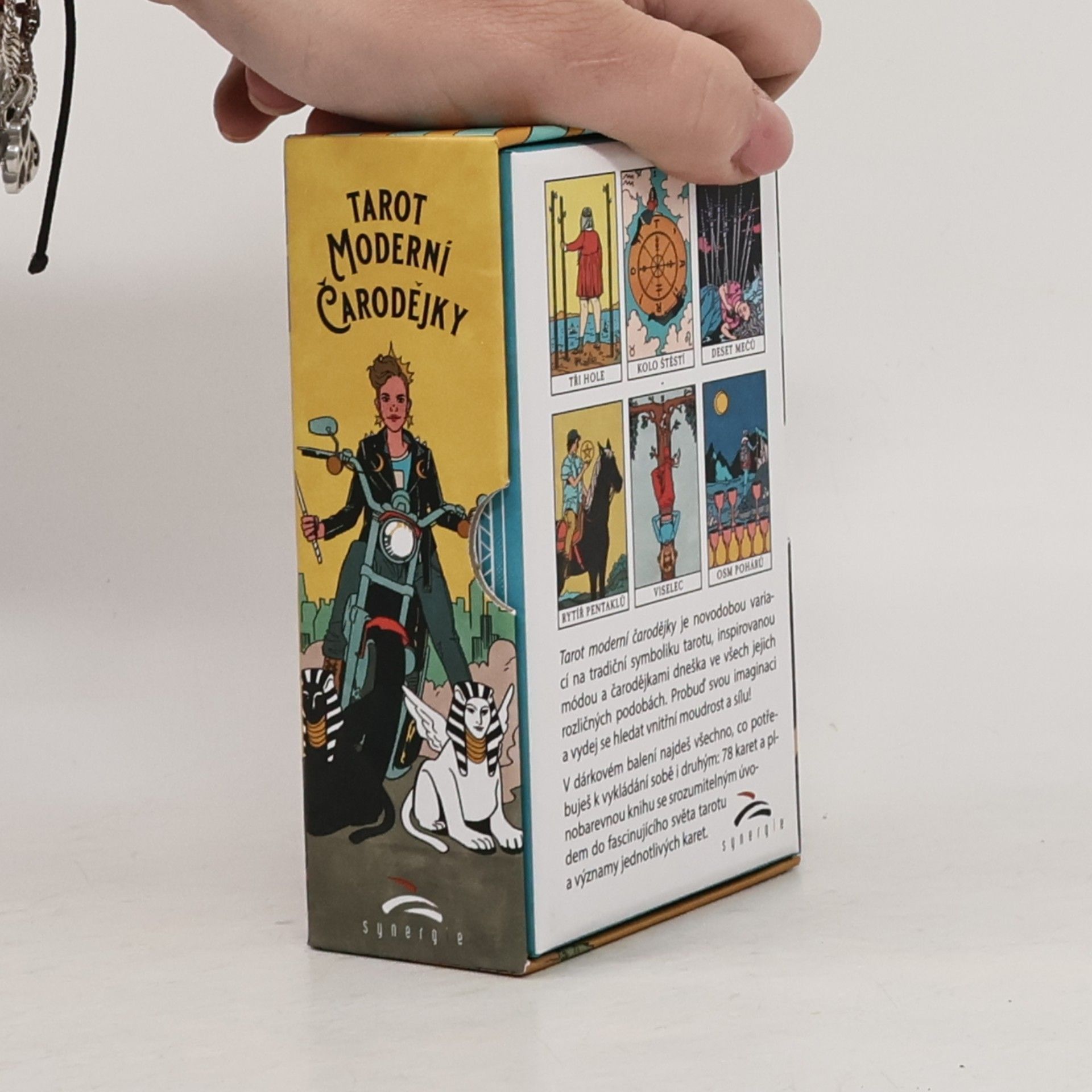 Lisa Sterle Tarot moderní čarodějky