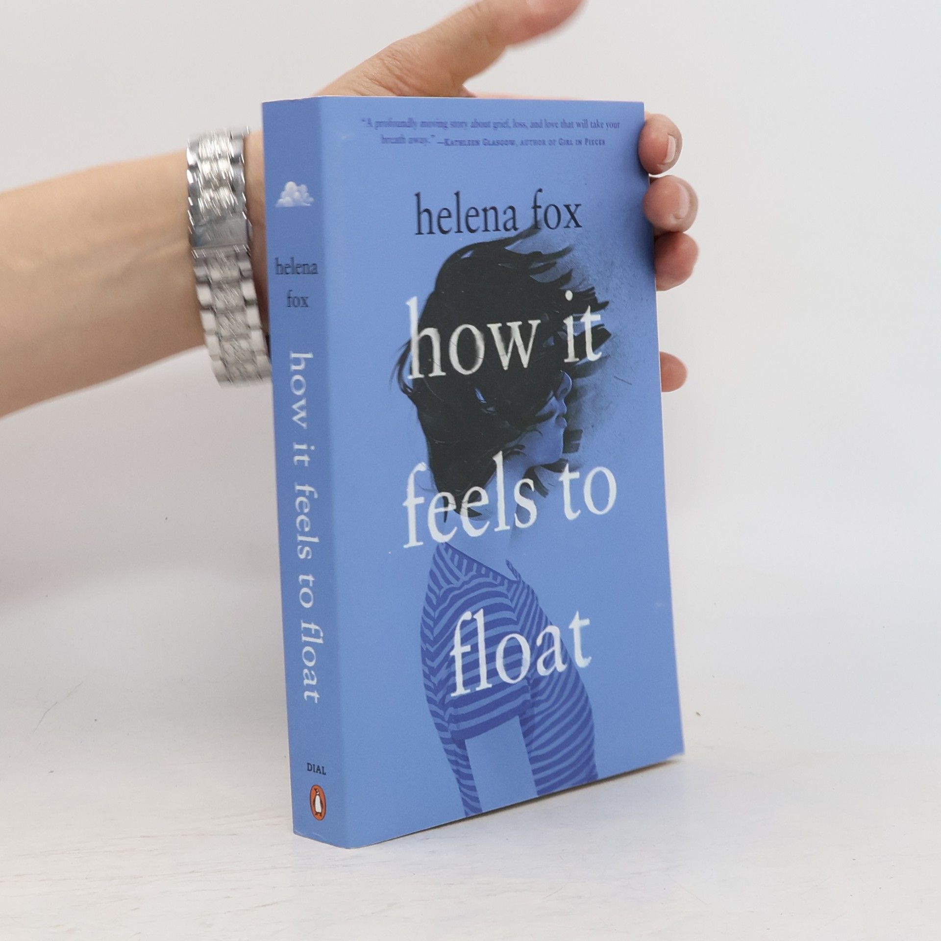 Helena Fox How It Feels to Float