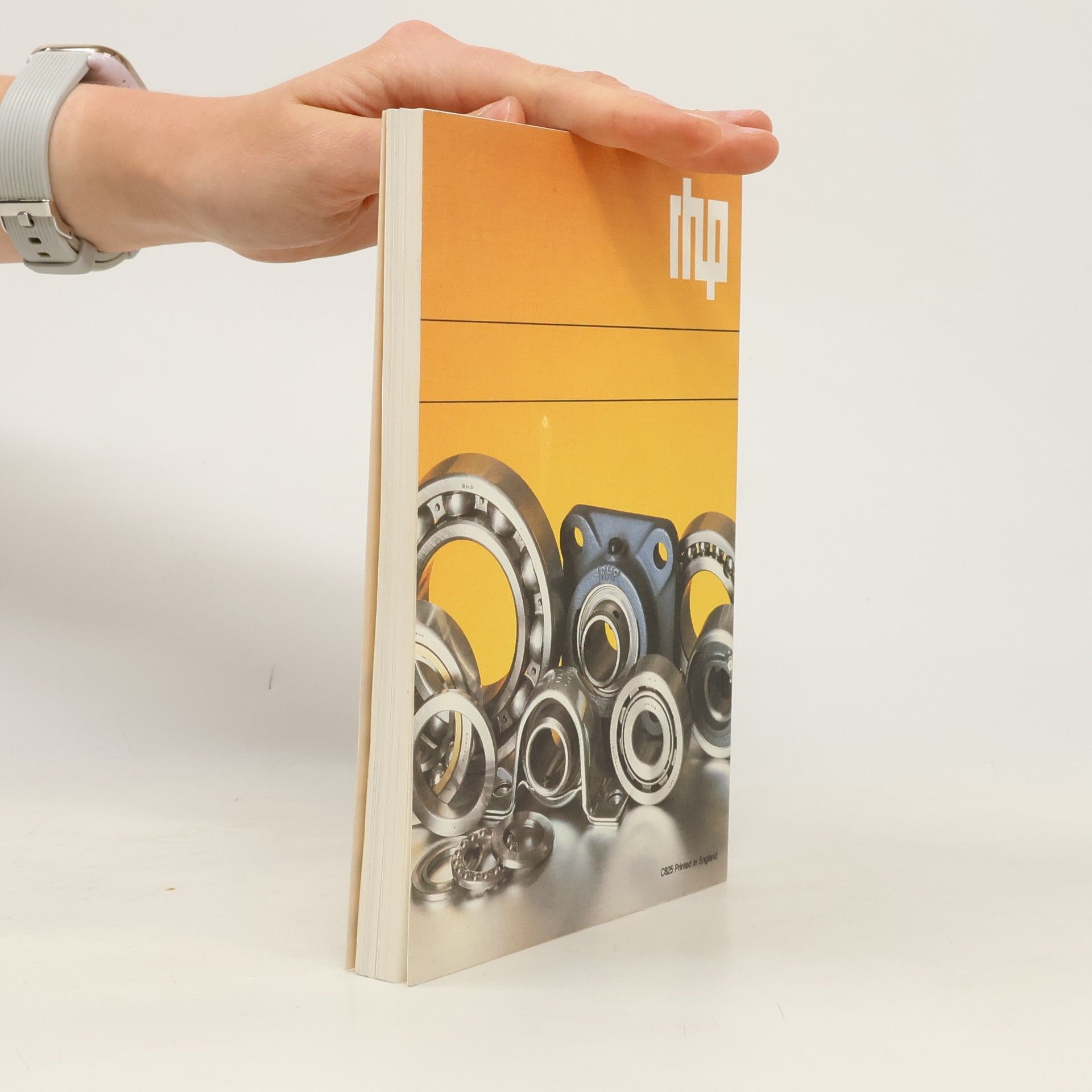 Various authors Bearing replacement Handbook