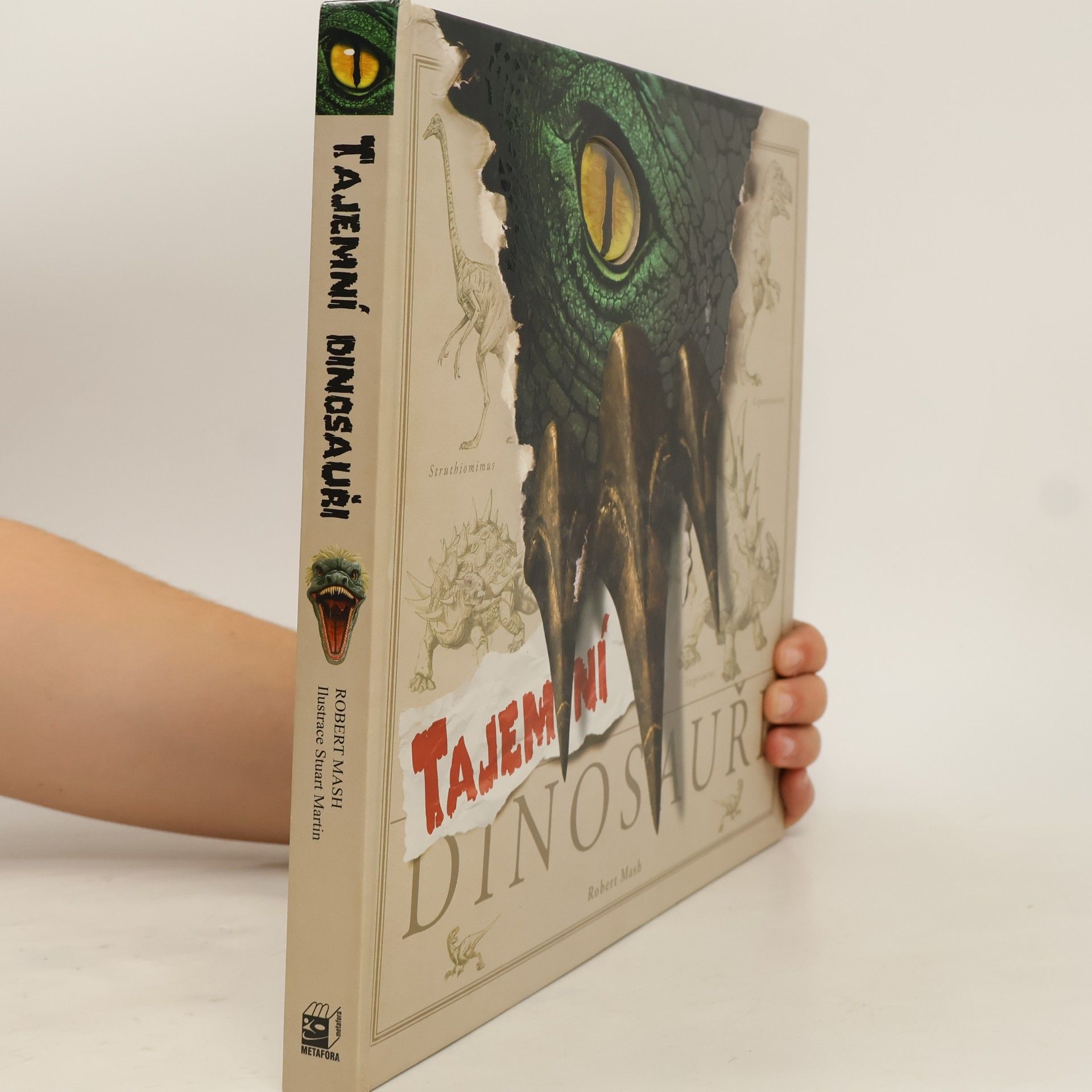 Robert Mash Tajemní dinosauři