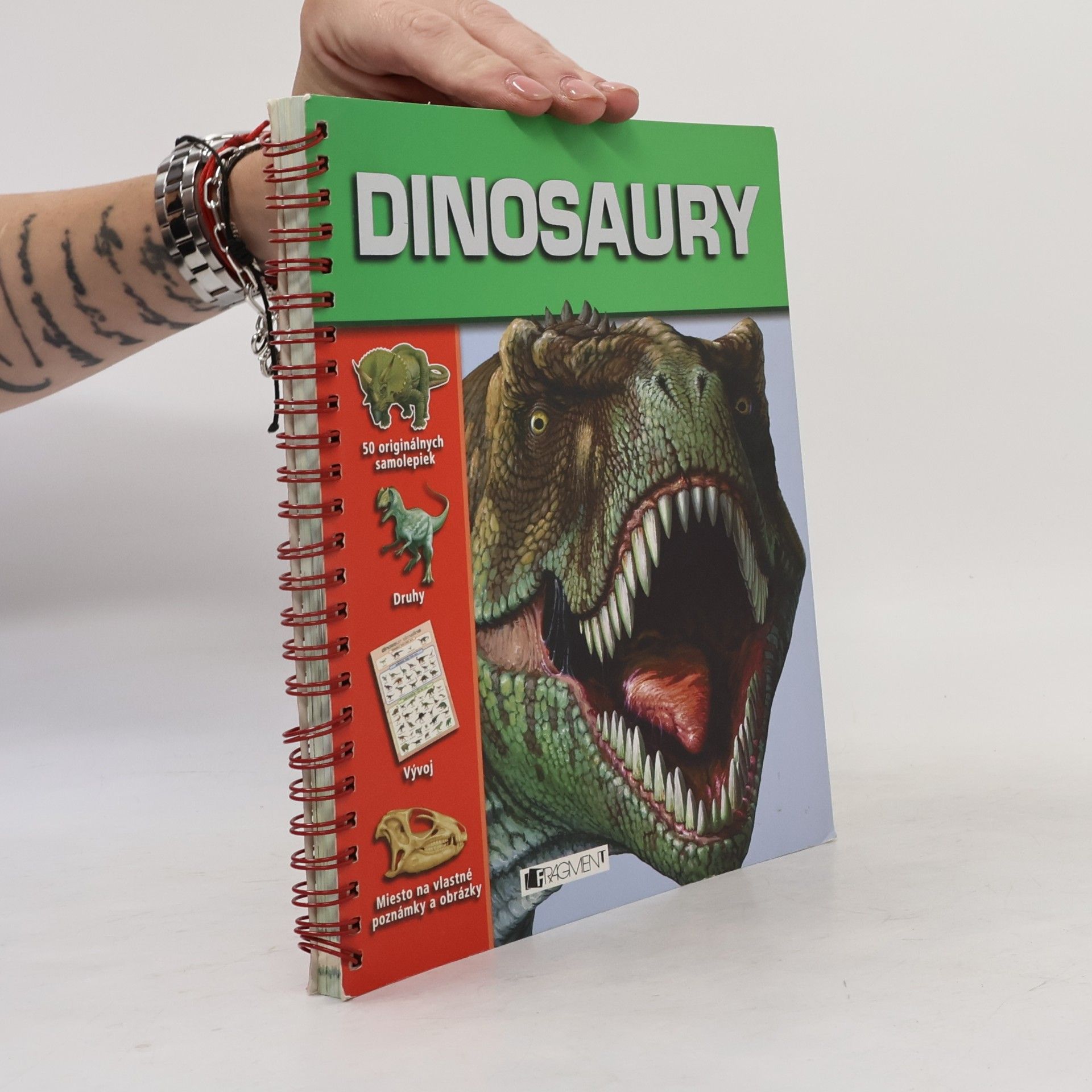 Autorenkollektiv Dinosaury