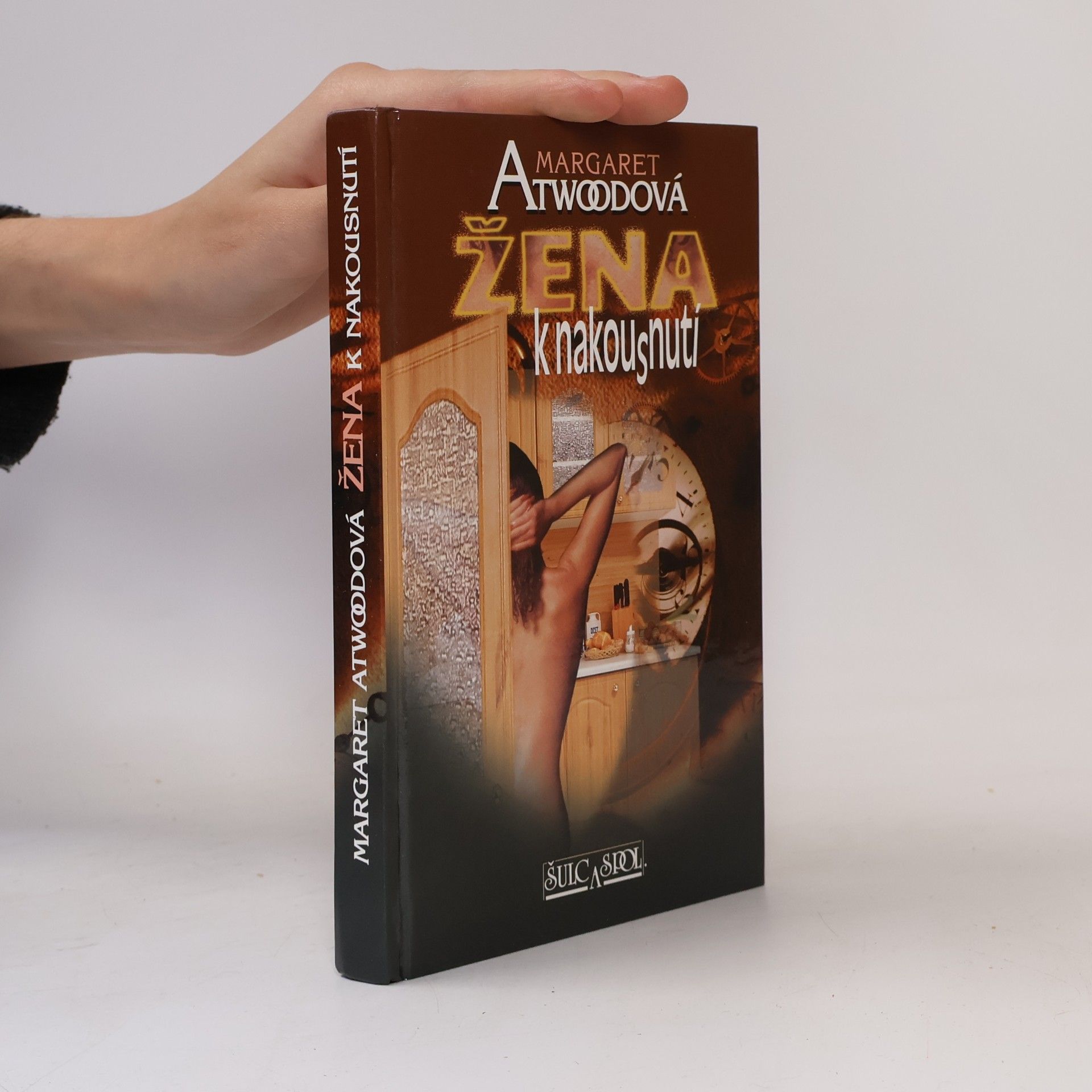 Margaret Atwood Žena k nakousnutí