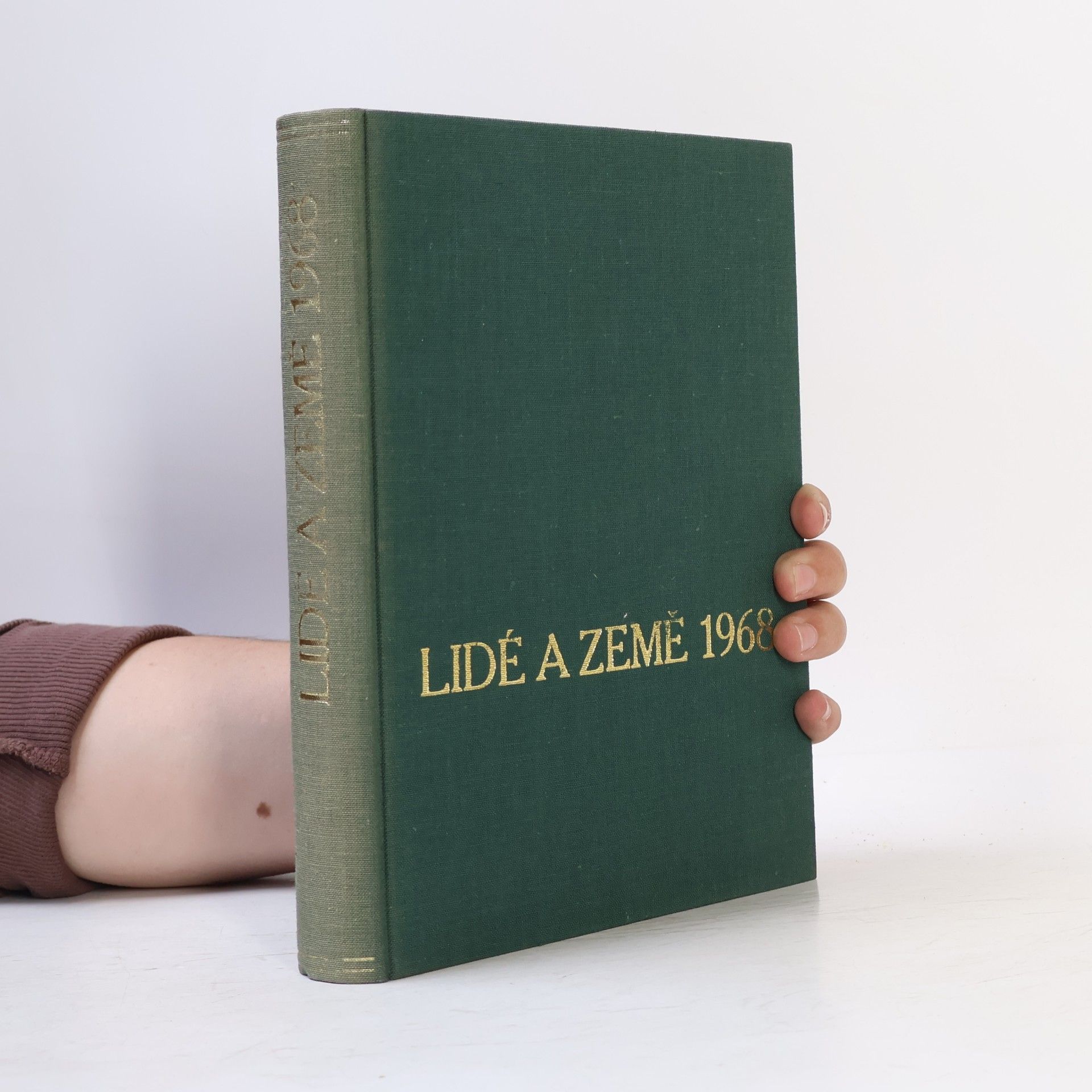 Autorenkollektiv Lidé a země 1968