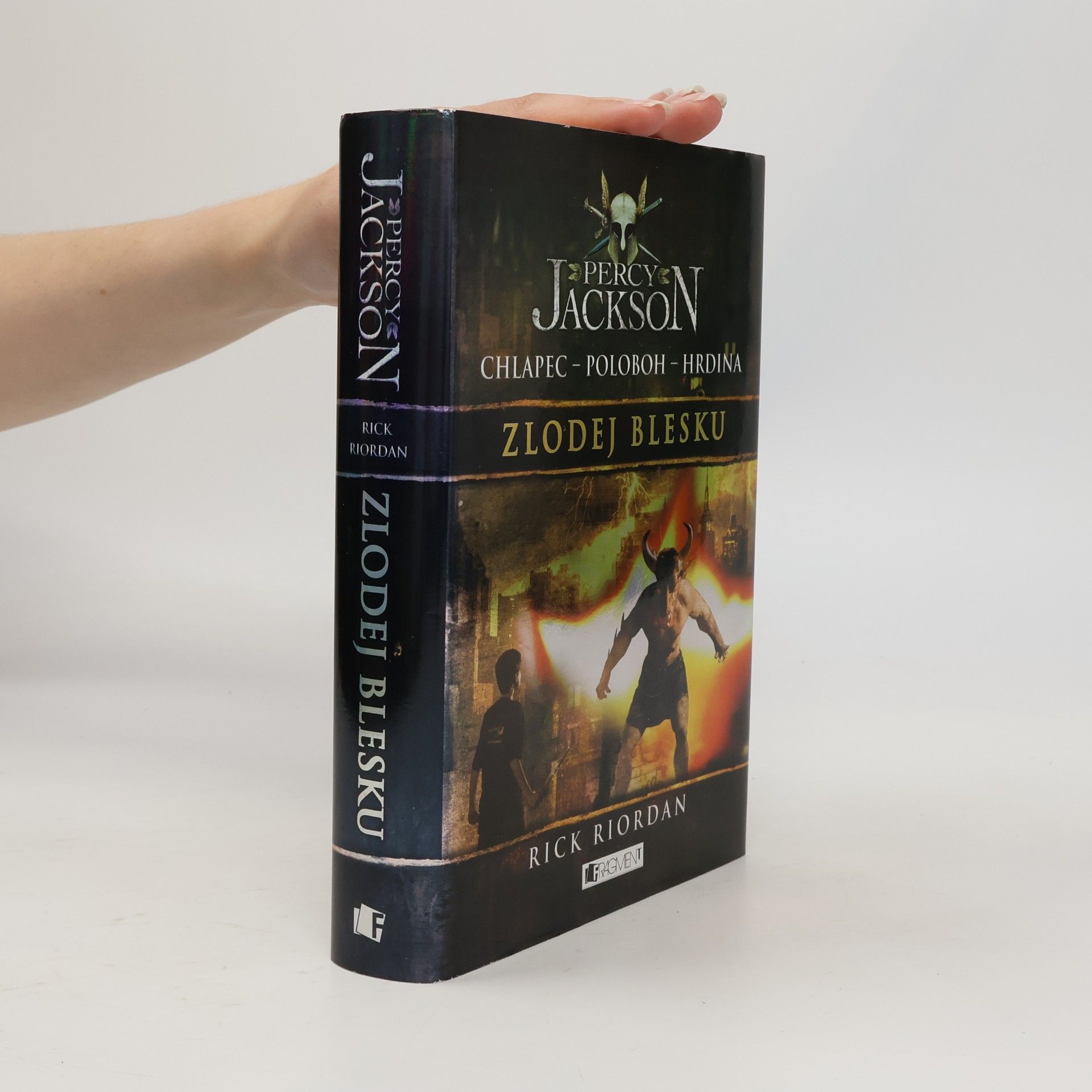 Rick Riordan Percy Jackson: Zlodej blesku