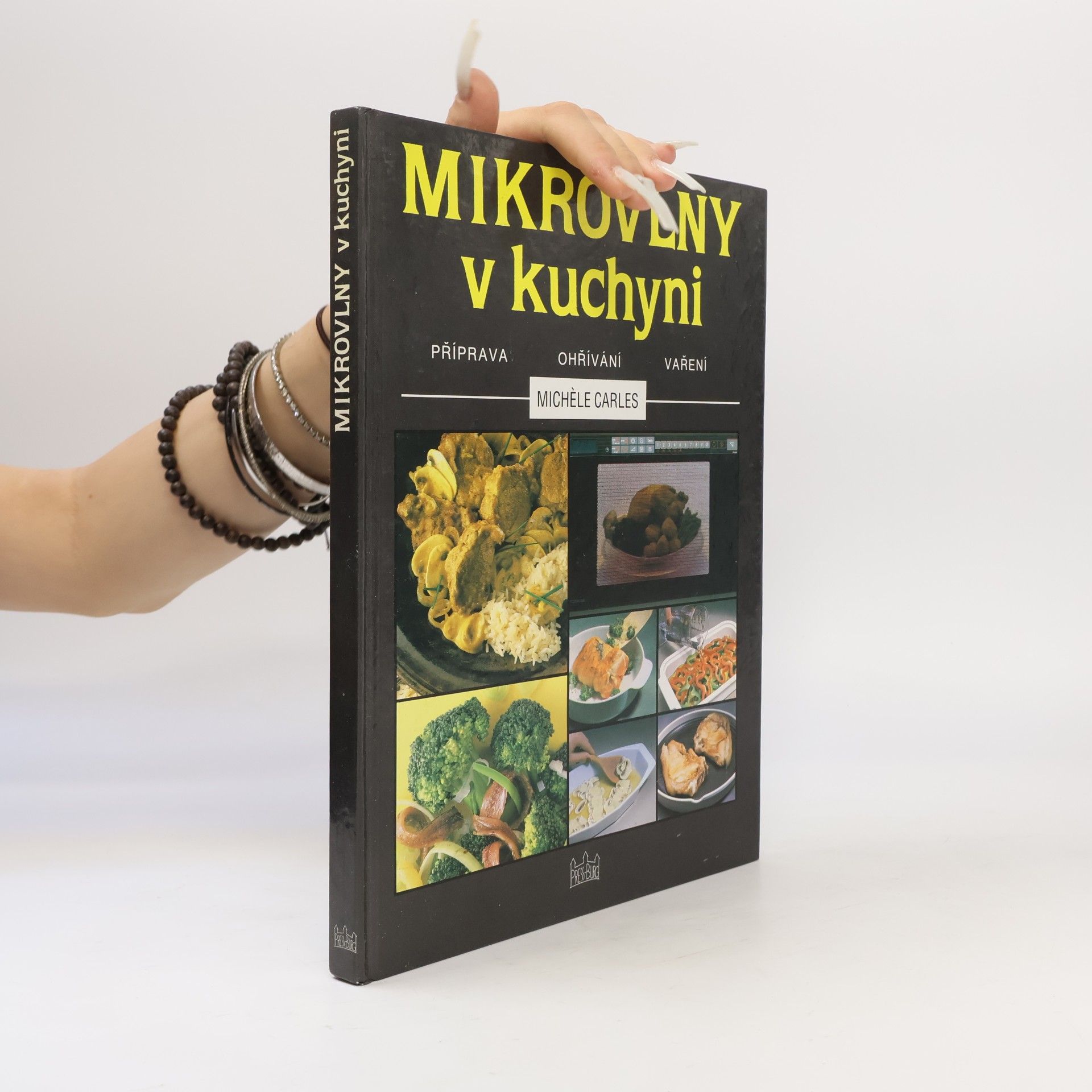 Michele Carles Mikrovlny v kuchyni