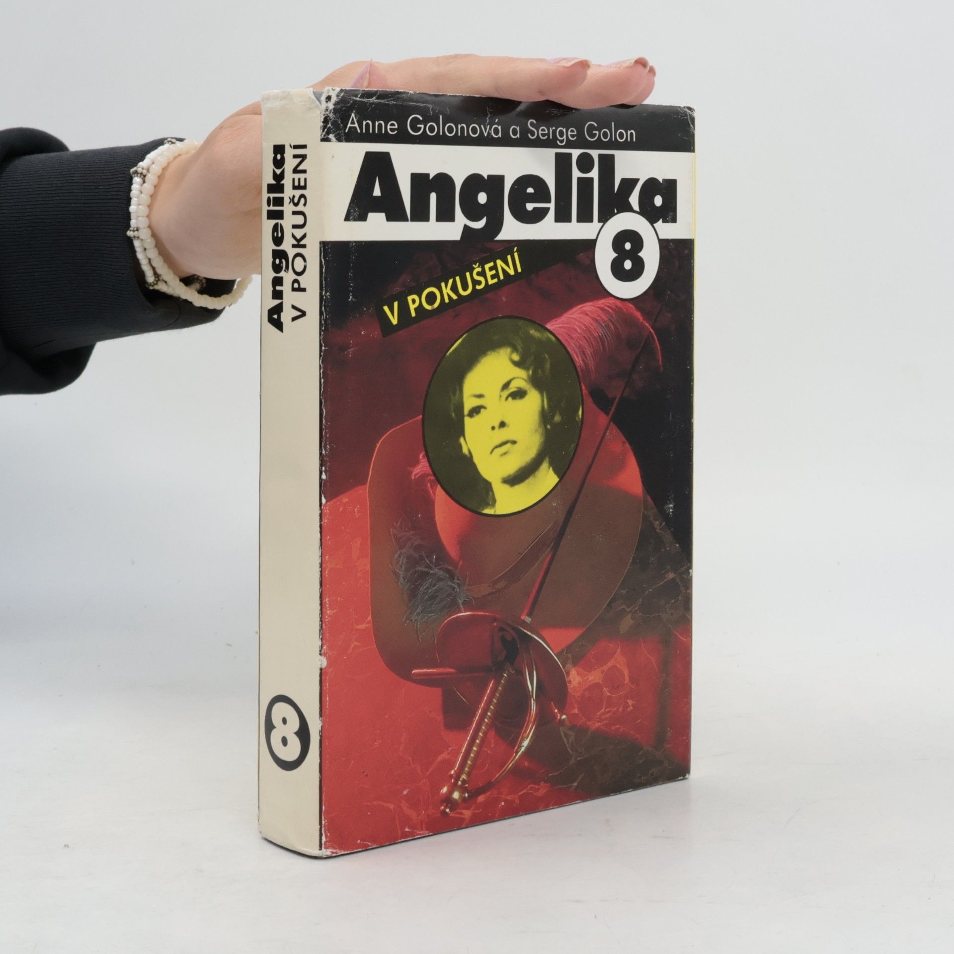 Anne Golon Angelika v pokušení