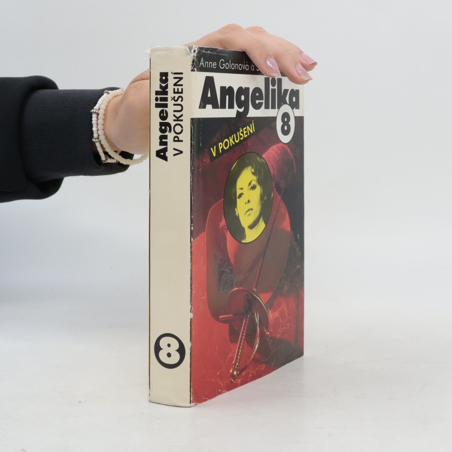 Anne Golon Angelika v pokušení