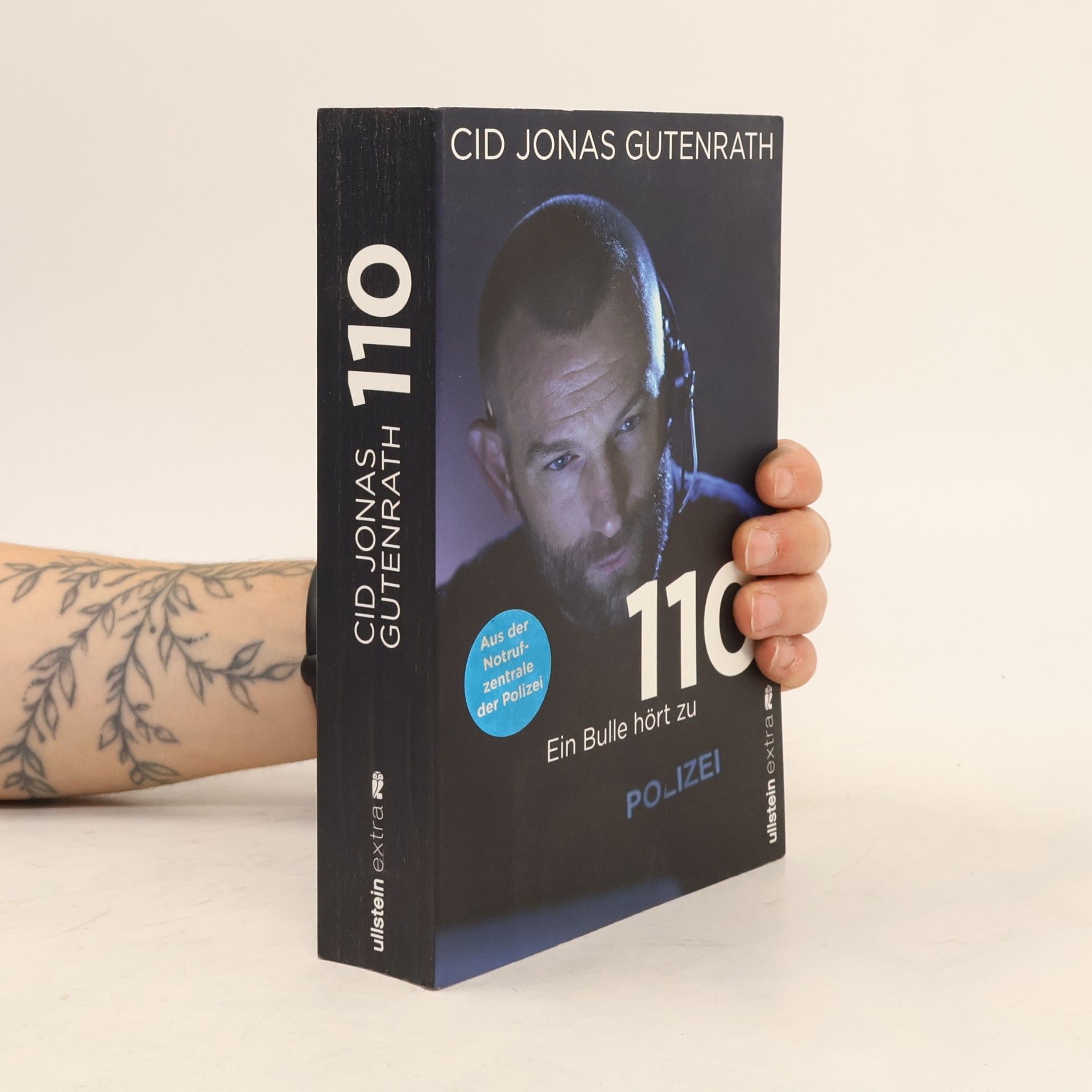 Cid Jonas Gutenrath 110. Ein Bulle hört zu